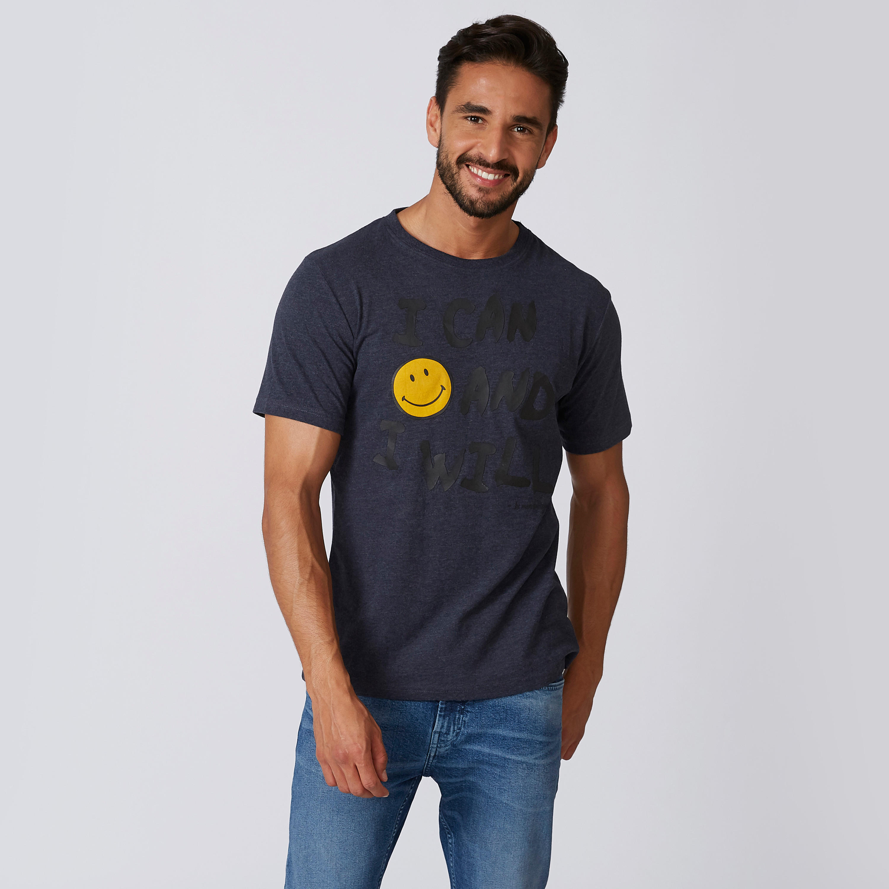 تيشيرت مستدام سليم بياقة ضيّقة وطبعات سمايلي وورلد -men-clothing-tshirtsandpolos-tshirts-image-1