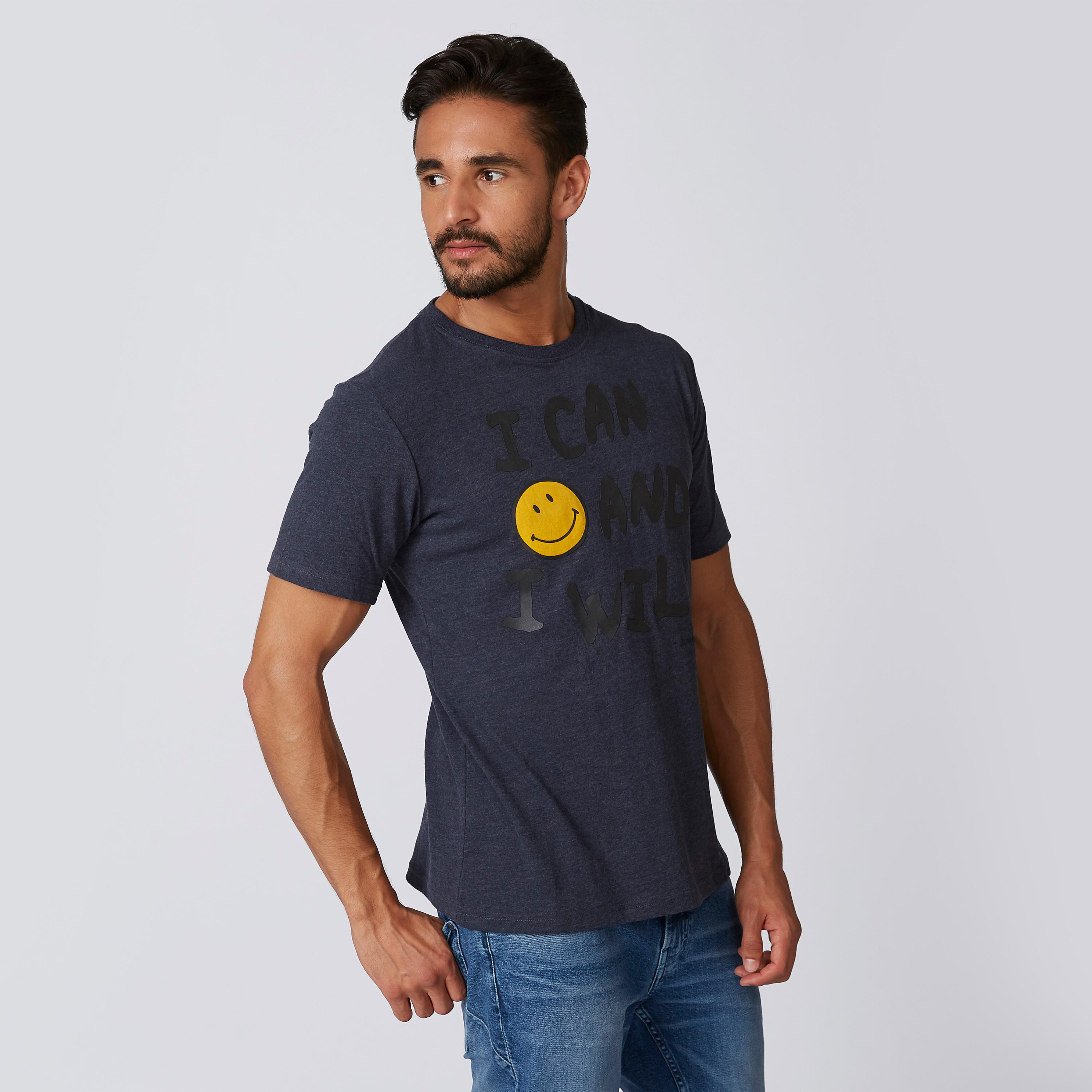 تيشيرت مستدام سليم بياقة ضيّقة وطبعات سمايلي وورلد -men-clothing-tshirtsandpolos-tshirts-image-5