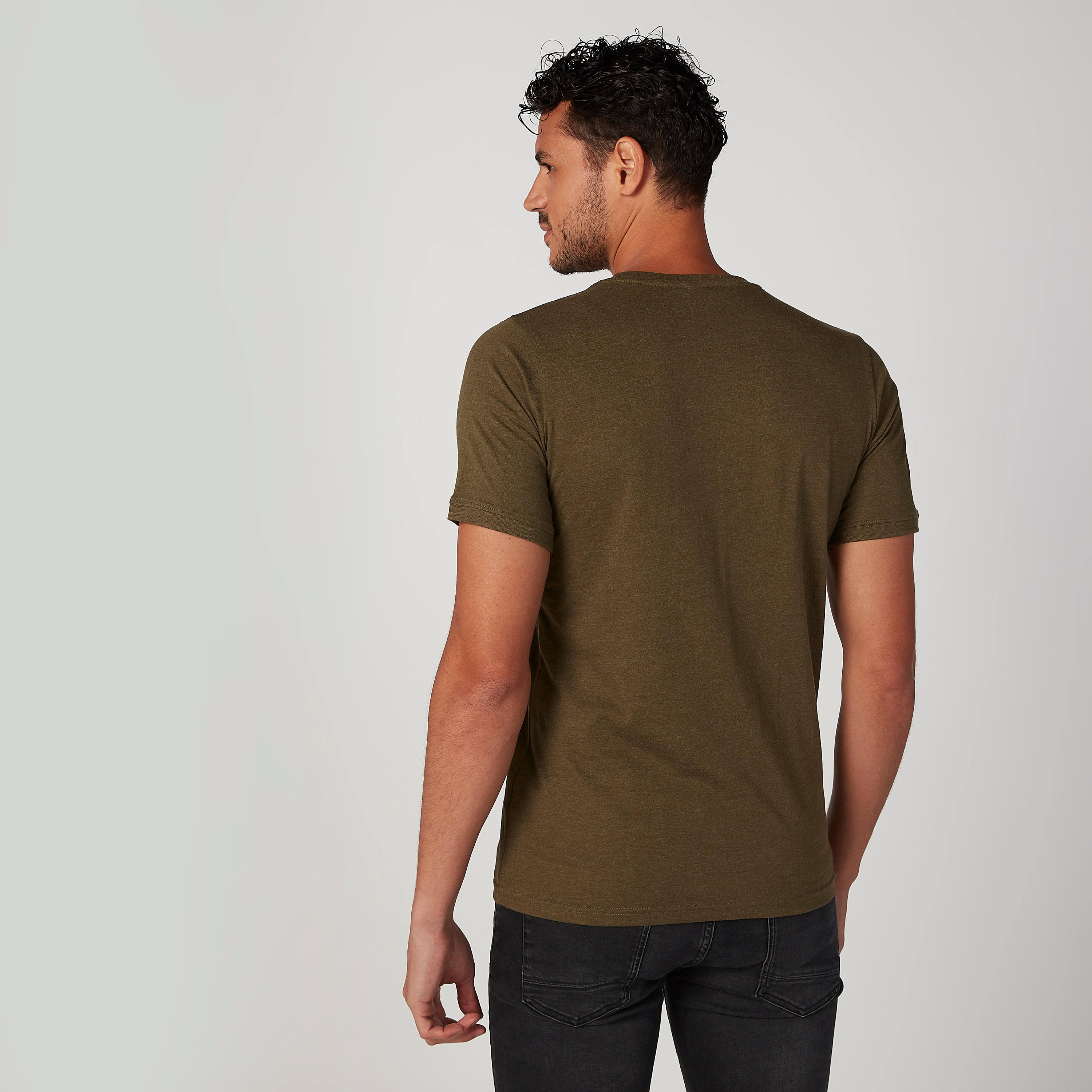 تيشيرت مستدام سليم بياقة ضيّقة وطبعات سمايلي وورلد-men-clothing-tshirtsandpolos-tshirts-image-4