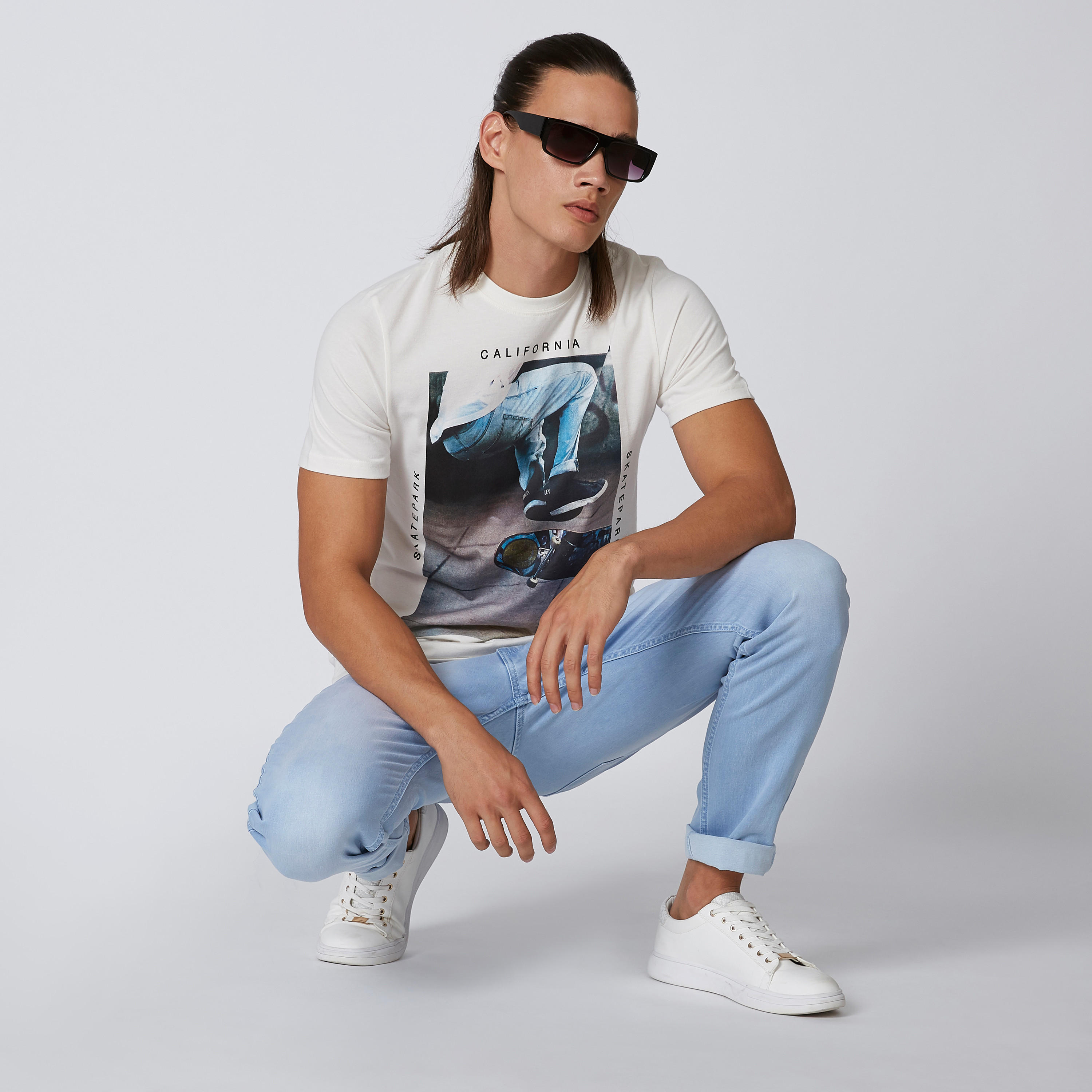 تيشيرت مستدام سليم بياقة مستديرة وطبعات سمايلي وورلد-men-clothing-tshirtsandpolos-tshirts-image-4