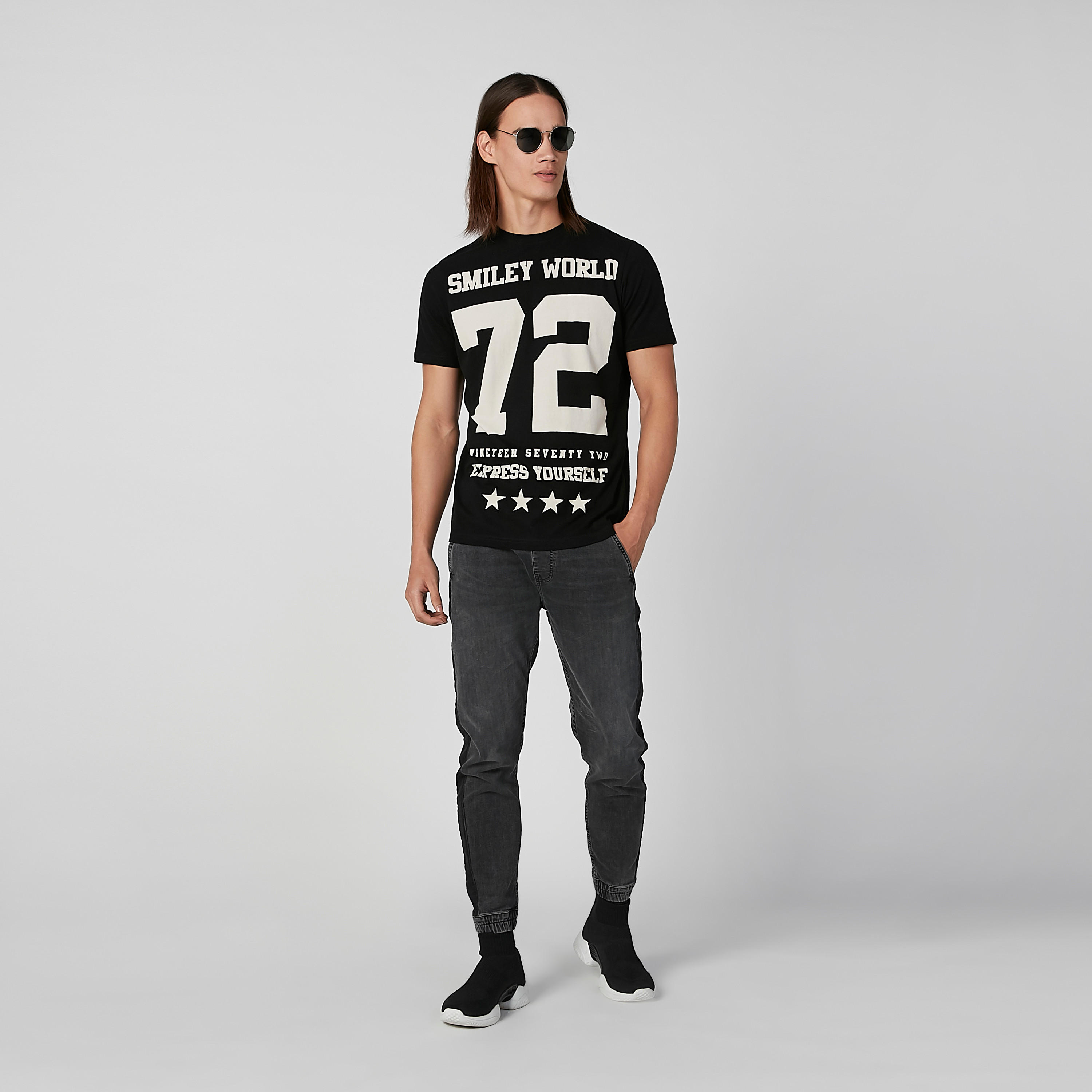 تيشيرت مستدام سليم بياقة ضيّقة وطبعات -men-clothing-tshirtsandpolos-tshirts-image-2