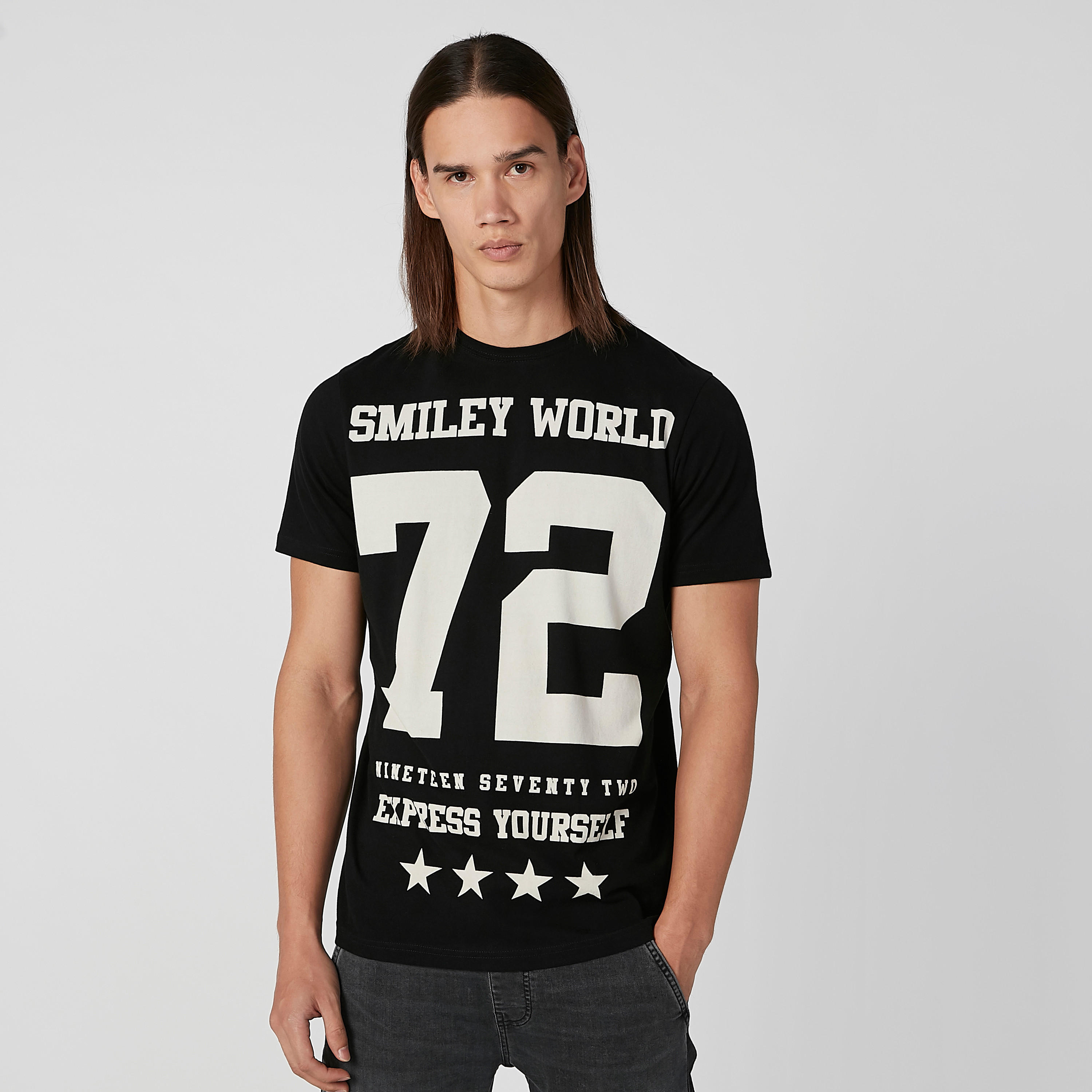 تيشيرت مستدام سليم بياقة ضيّقة وطبعات -men-clothing-tshirtsandpolos-tshirts-image-1