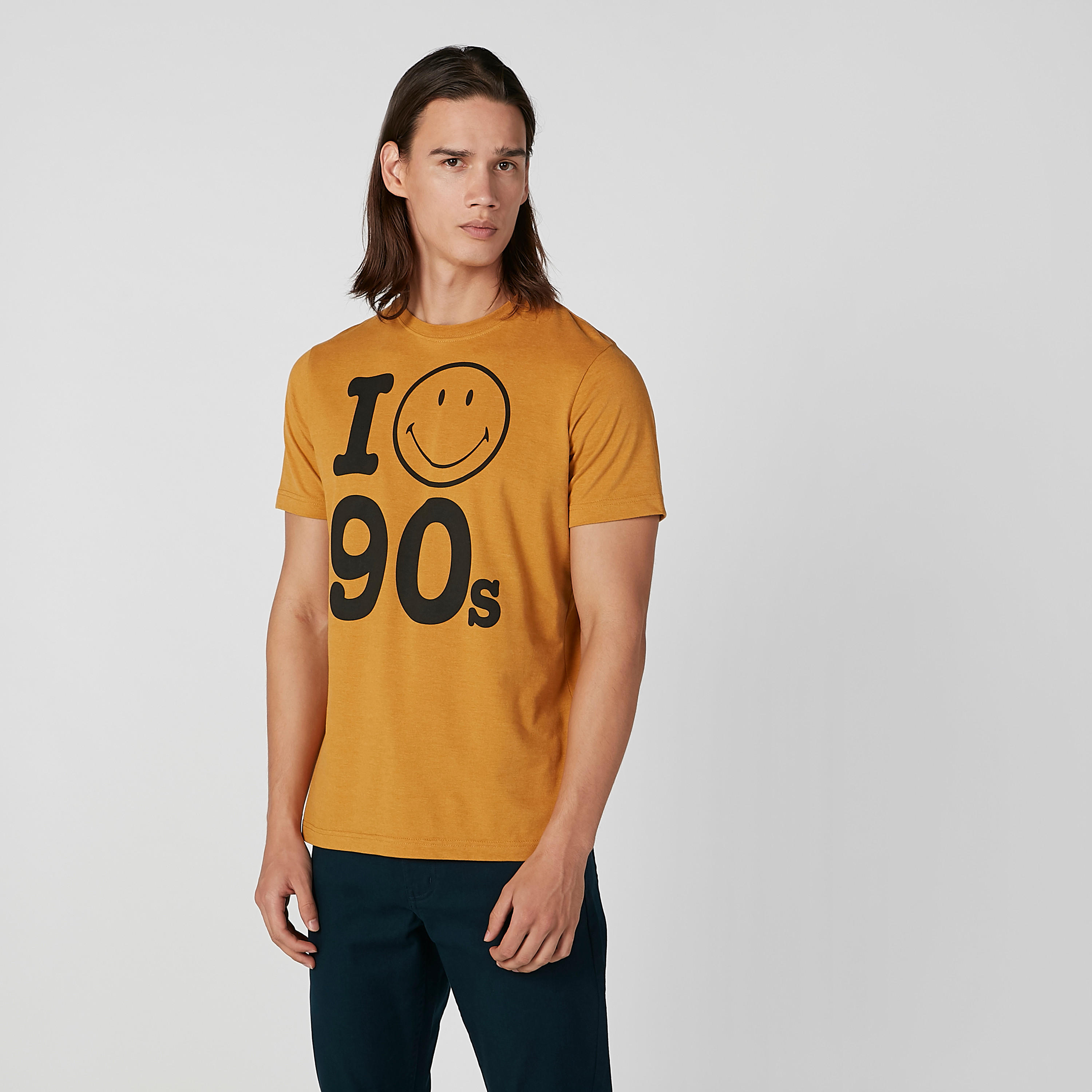 تيشيرت مستدام سليم بياقة ضيّقة وطبعات سمايلي وورل-men-clothing-tshirtsandpolos-tshirts-image-3