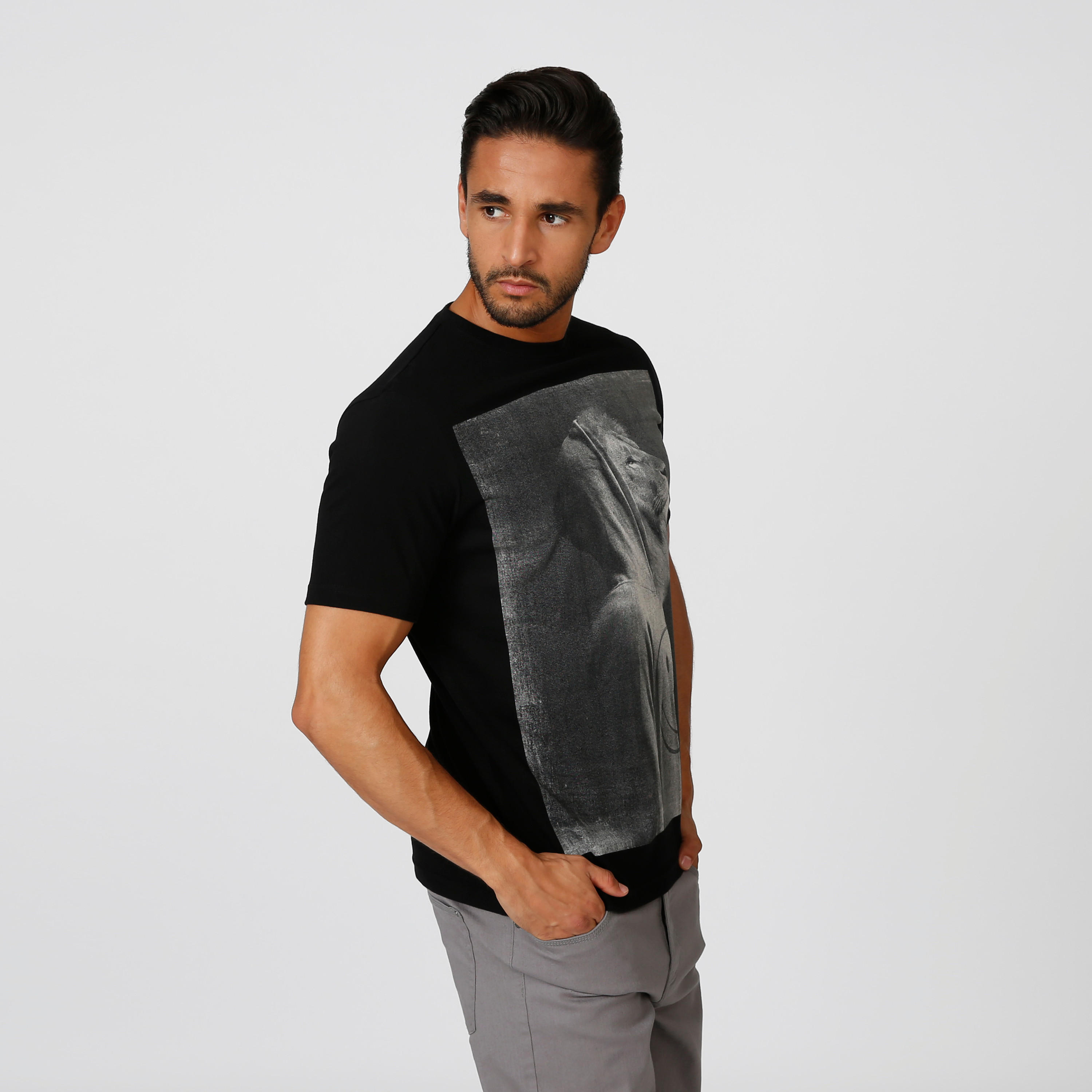Sustainable Slim Fit  Printed T-shirt with Short Sleeves-men-clothing-tshirtsandpolos-tshirts-image-4