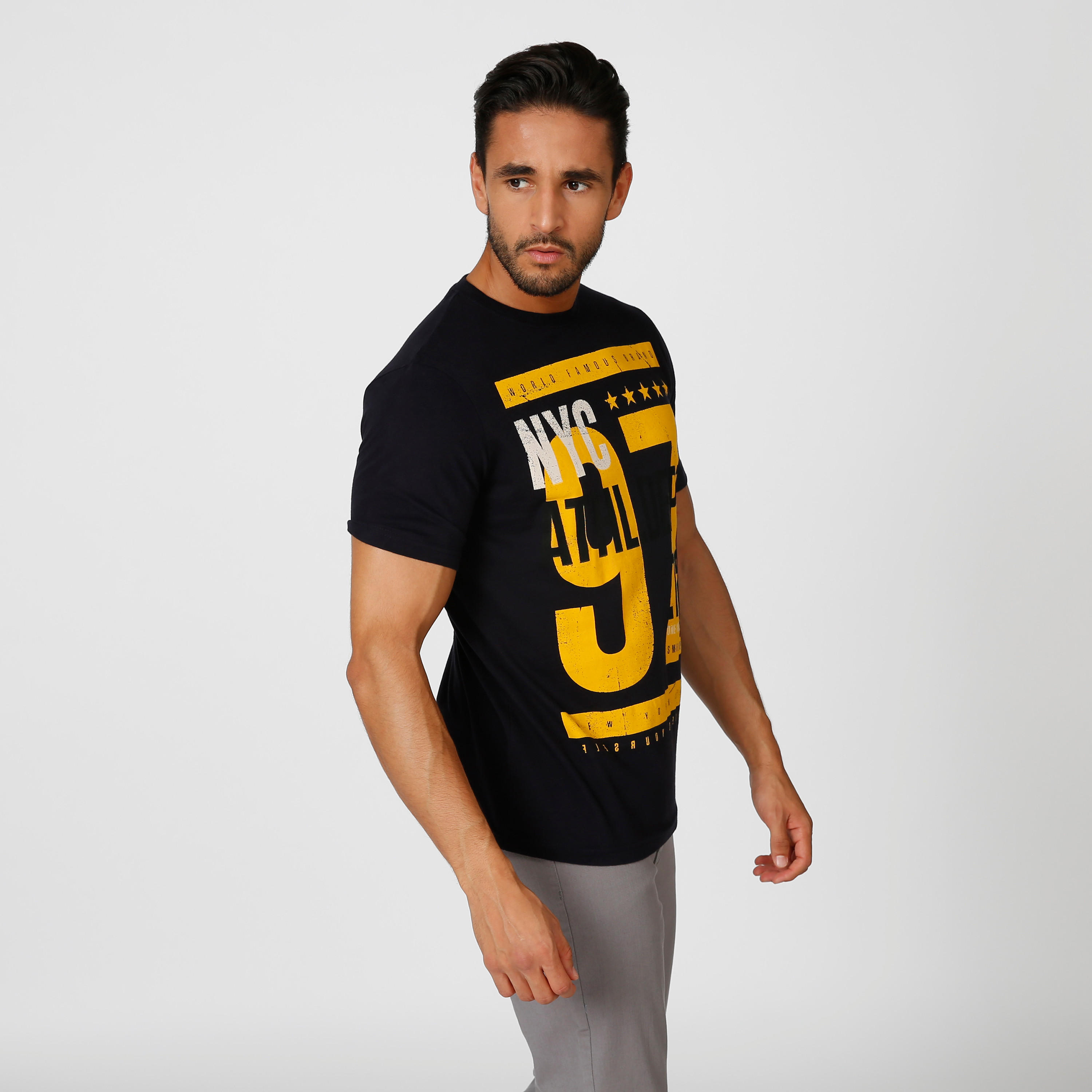 تيشيرت مستدام بياقة مستديرة وطبعات سمايلي وورلد-men-clothing-tshirtsandpolos-tshirts-image-3