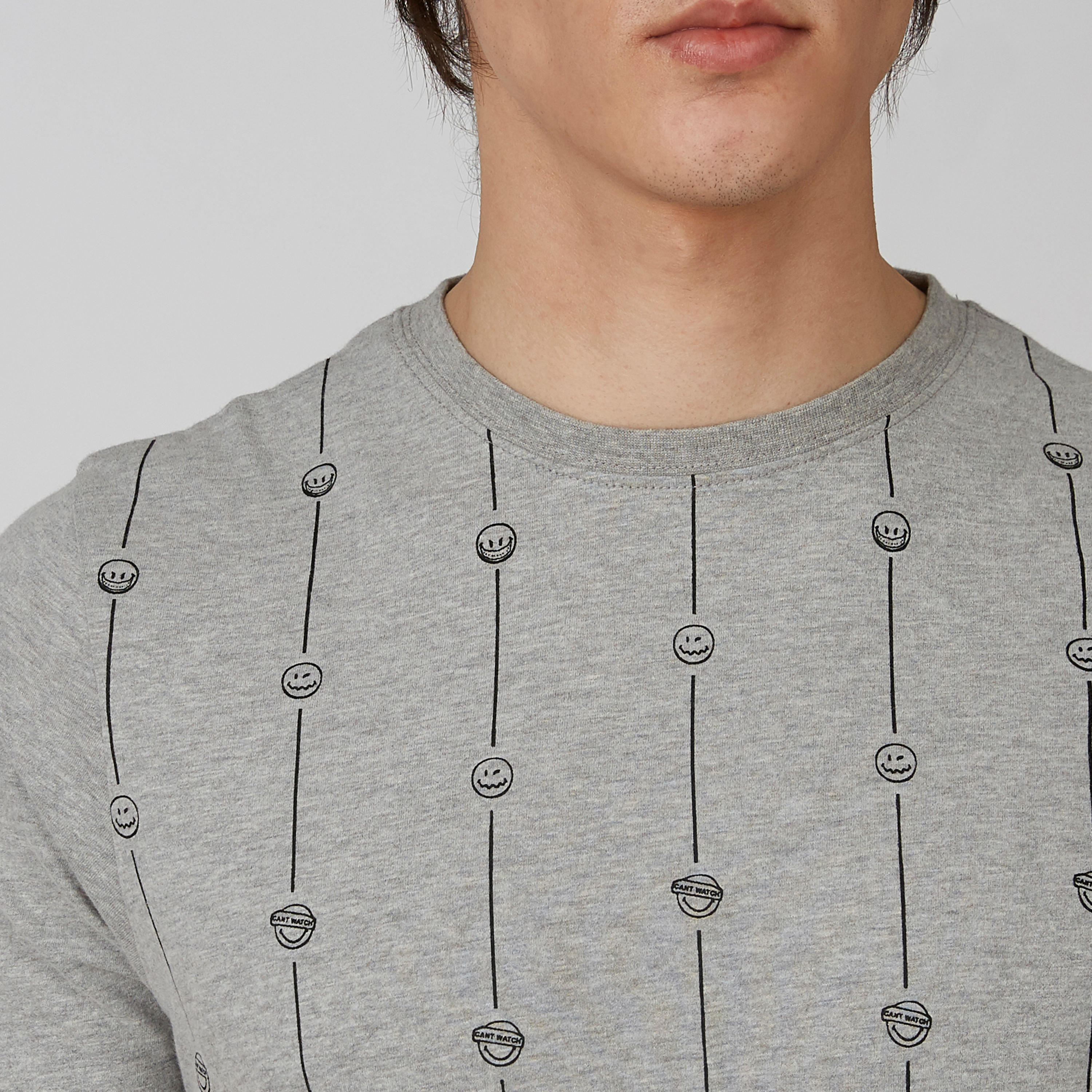 تيشيرت مستدام سليم بياقة ضيّقة وطبعات سمايلي وورلد -men-clothing-tshirtsandpolos-tshirts-image-4