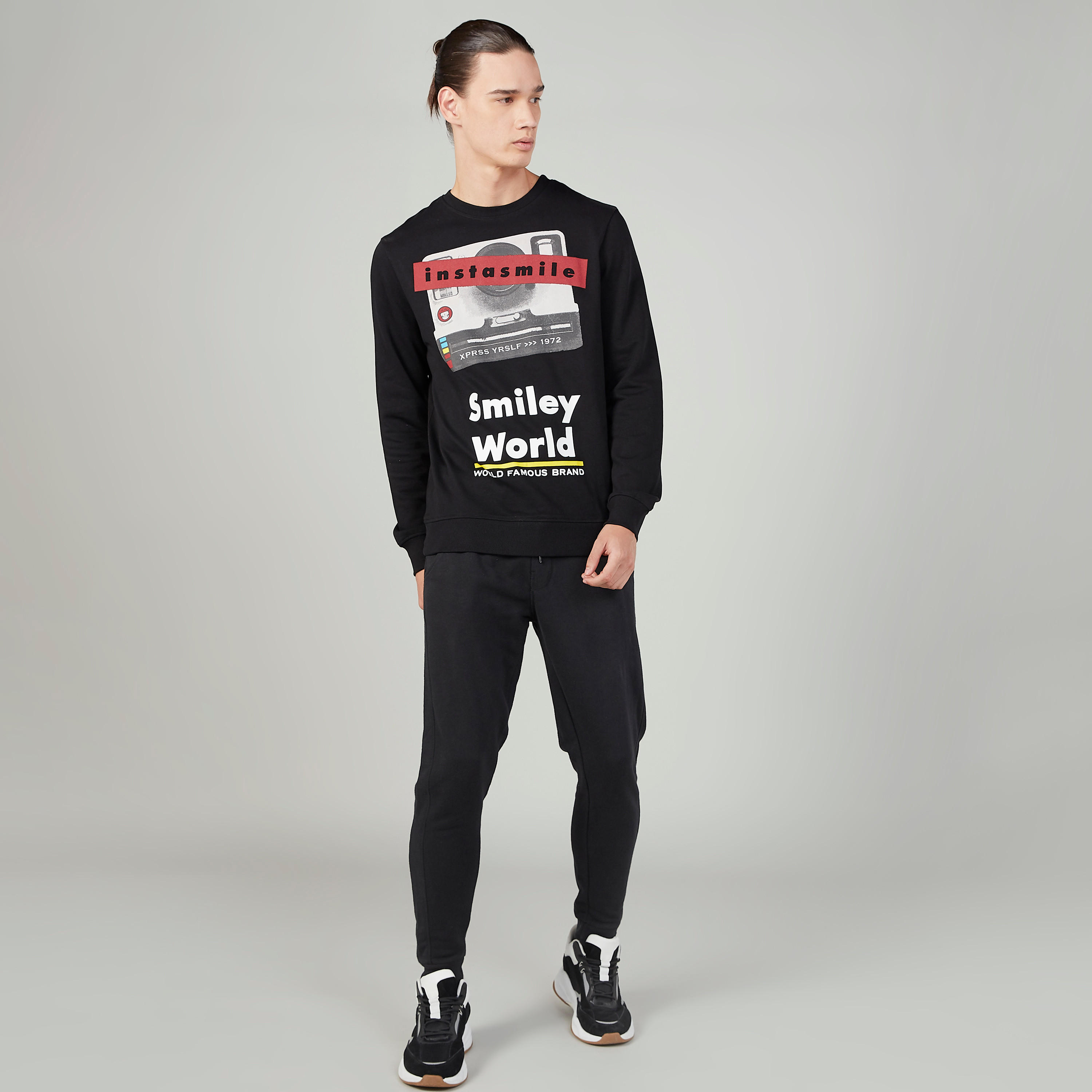 Sustainable Smiley World Printed Sweatshirt with Ribbed Hems-men-winterwear-hoodiesandsweatshirts-image-2