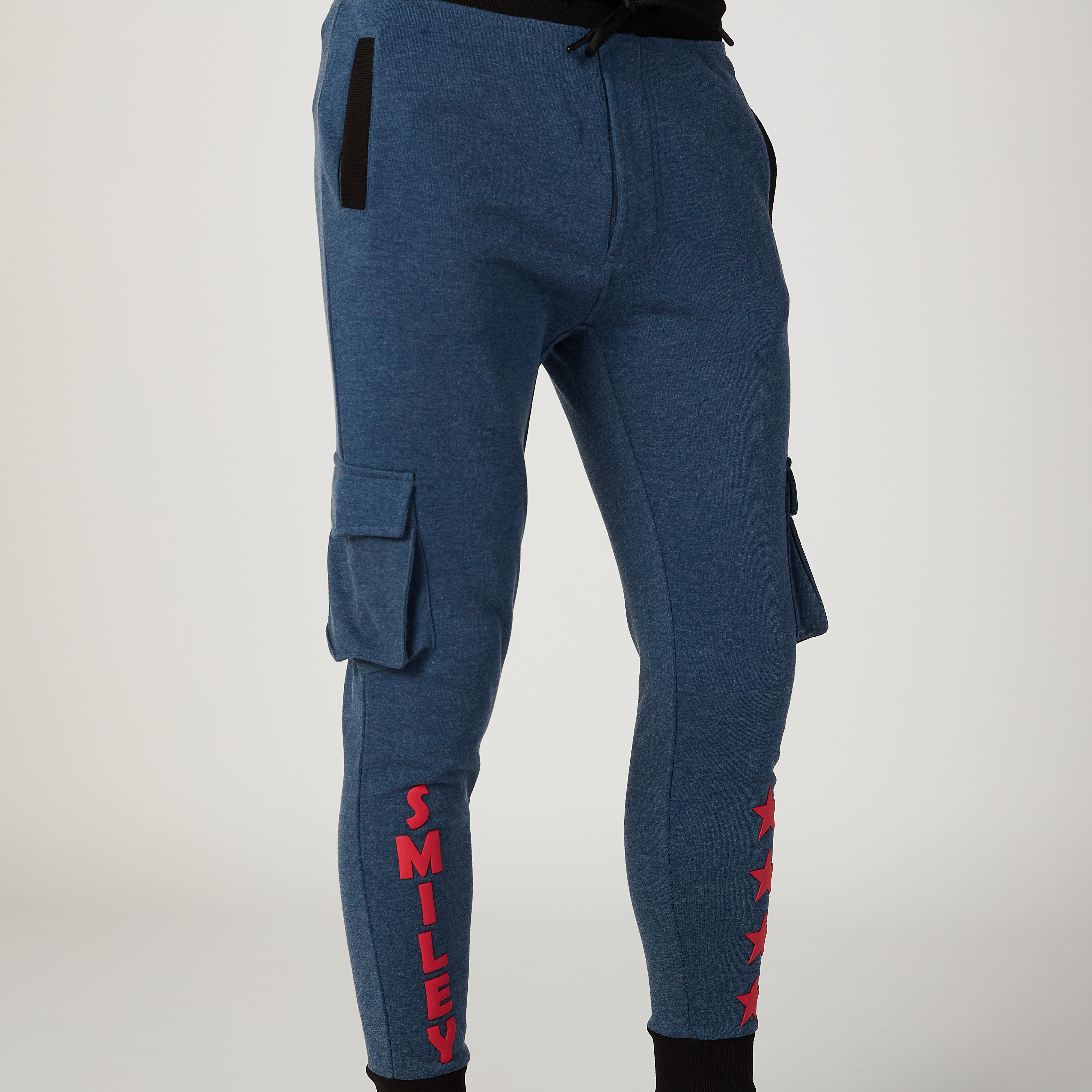 بنطلون رياضي مستدام سليم بخصر منخفض الارتفاع وطبعات سمايلي وورلد-men-clothing-bottoms-joggers-image-3