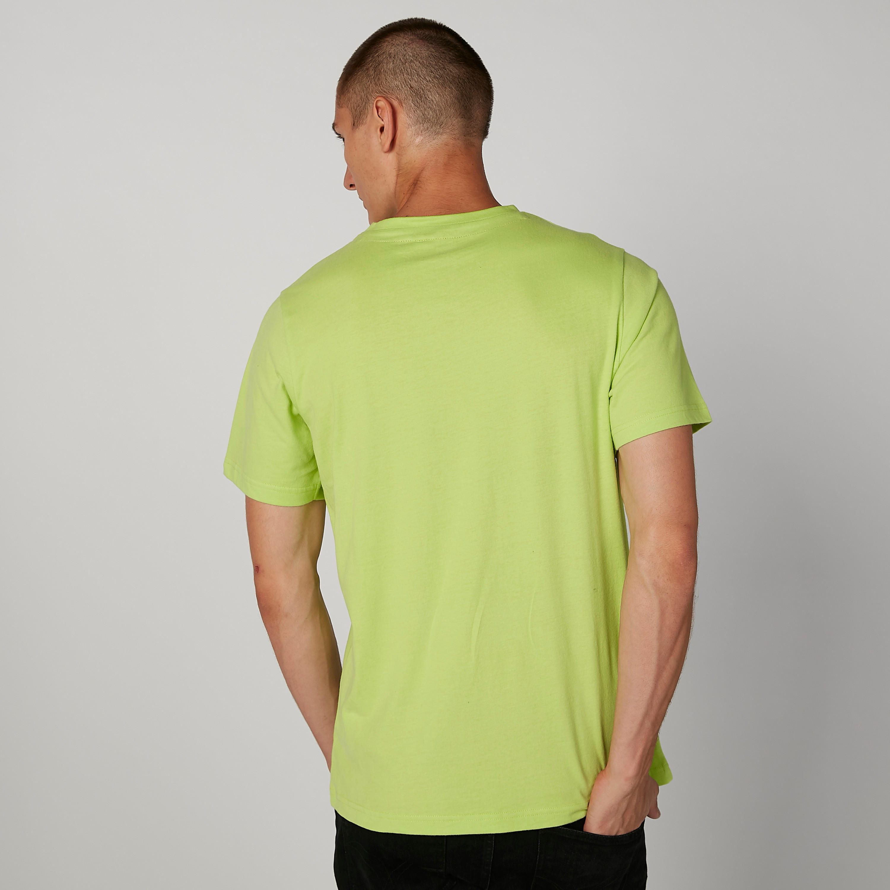 تيشيرت مستدام سليم بياقة مستديرة وطبعات سمايلي وورلد -men-clothing-tshirtsandpolos-tshirts-image-2