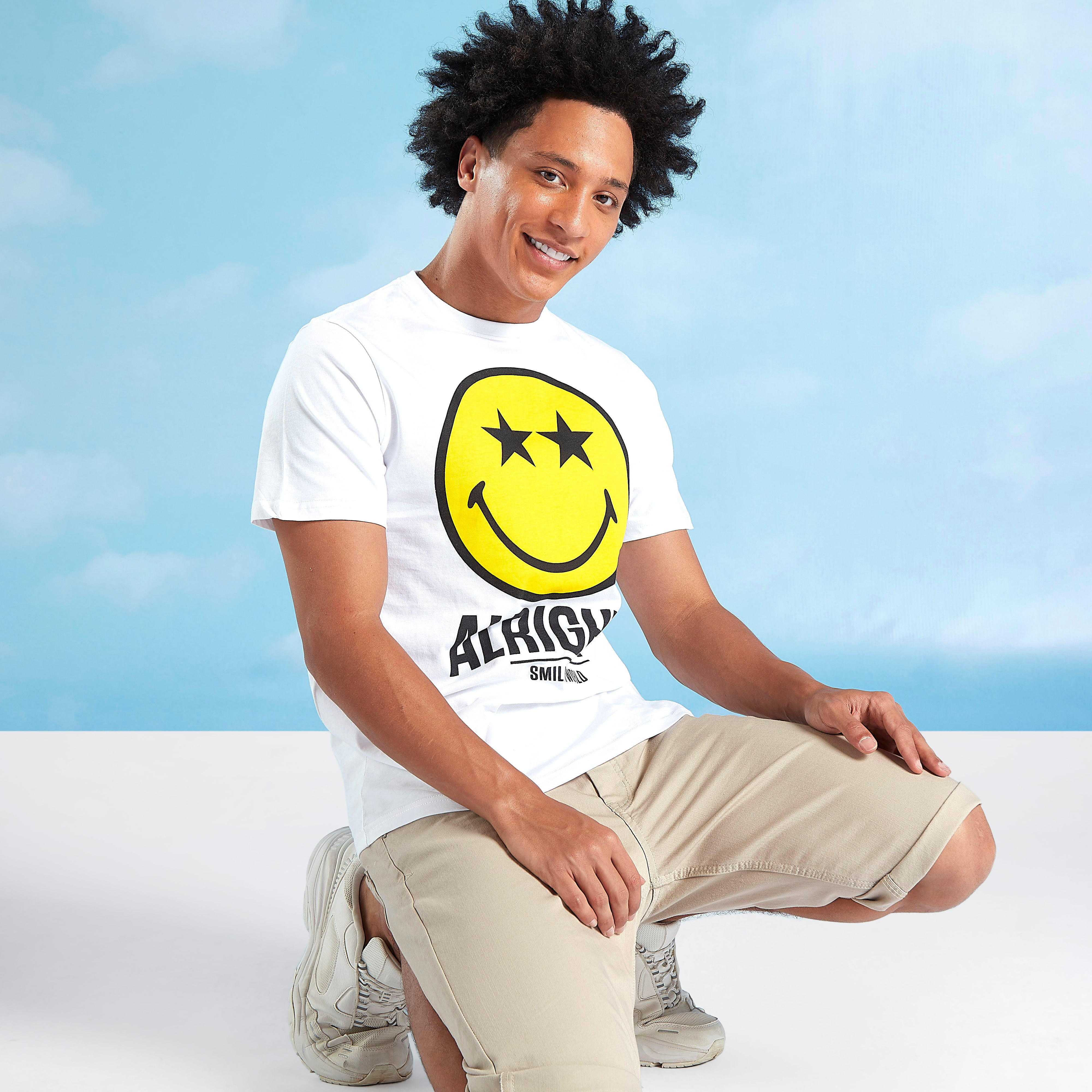 فستان مستدام طويل سادة بياقة V وأكمام واسعة-men-clothing-tshirtsandpolos-tshirts-image-1