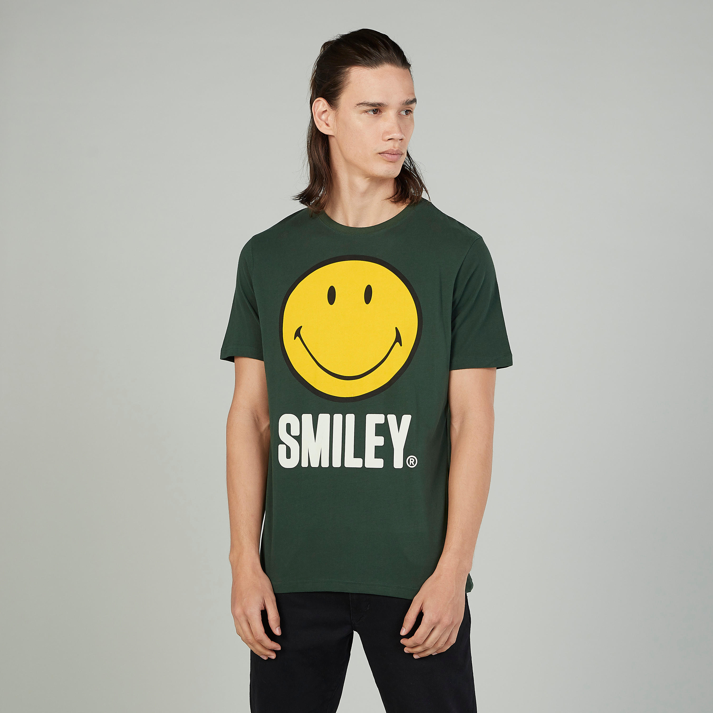 تيشيرت بأكمام قصيرة وطبعات جرافيك سمايلي وورلد-men-clothing-tshirtsandpolos-tshirts-image-1