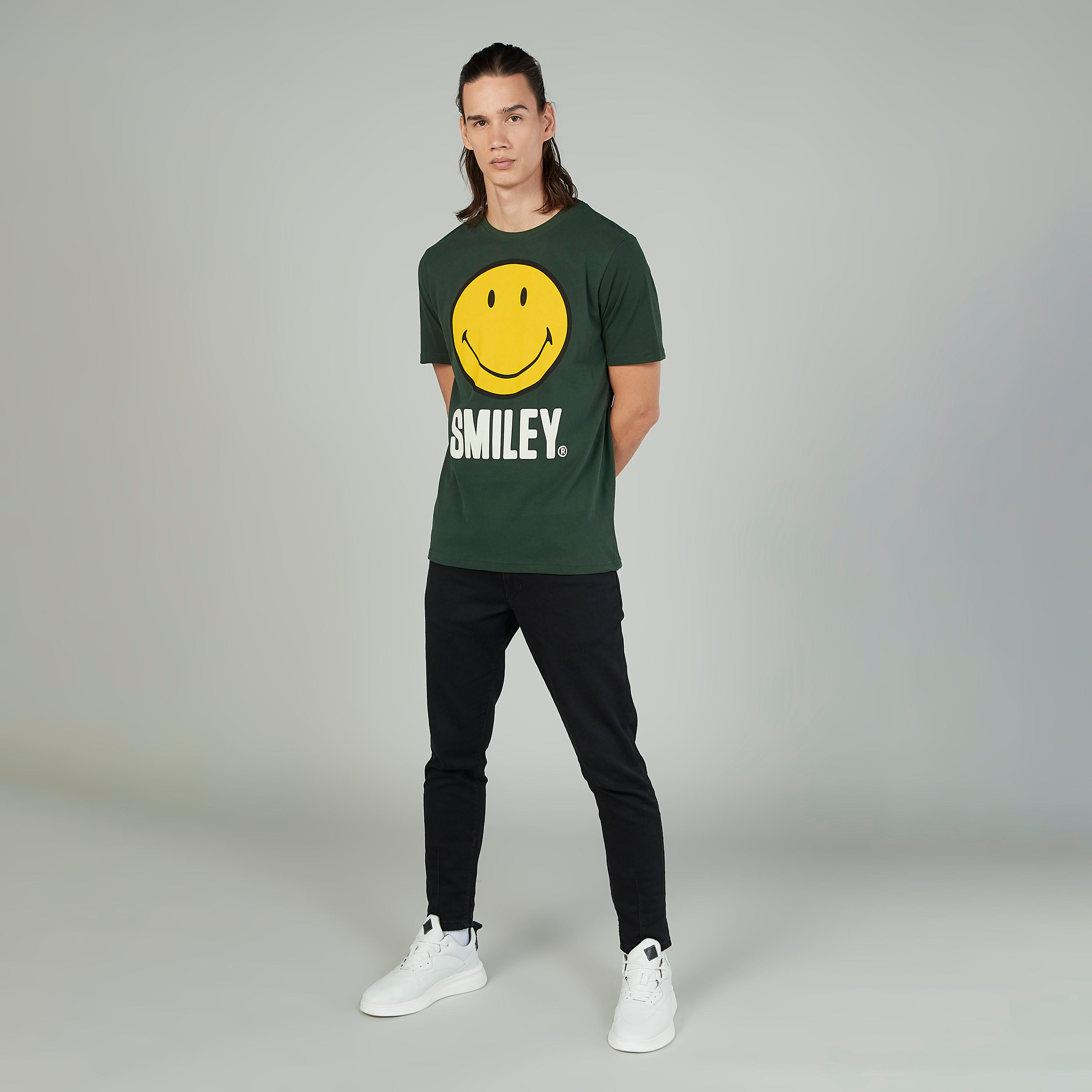 تيشيرت بأكمام قصيرة وطبعات جرافيك سمايلي وورلد-men-clothing-tshirtsandpolos-tshirts-image-2