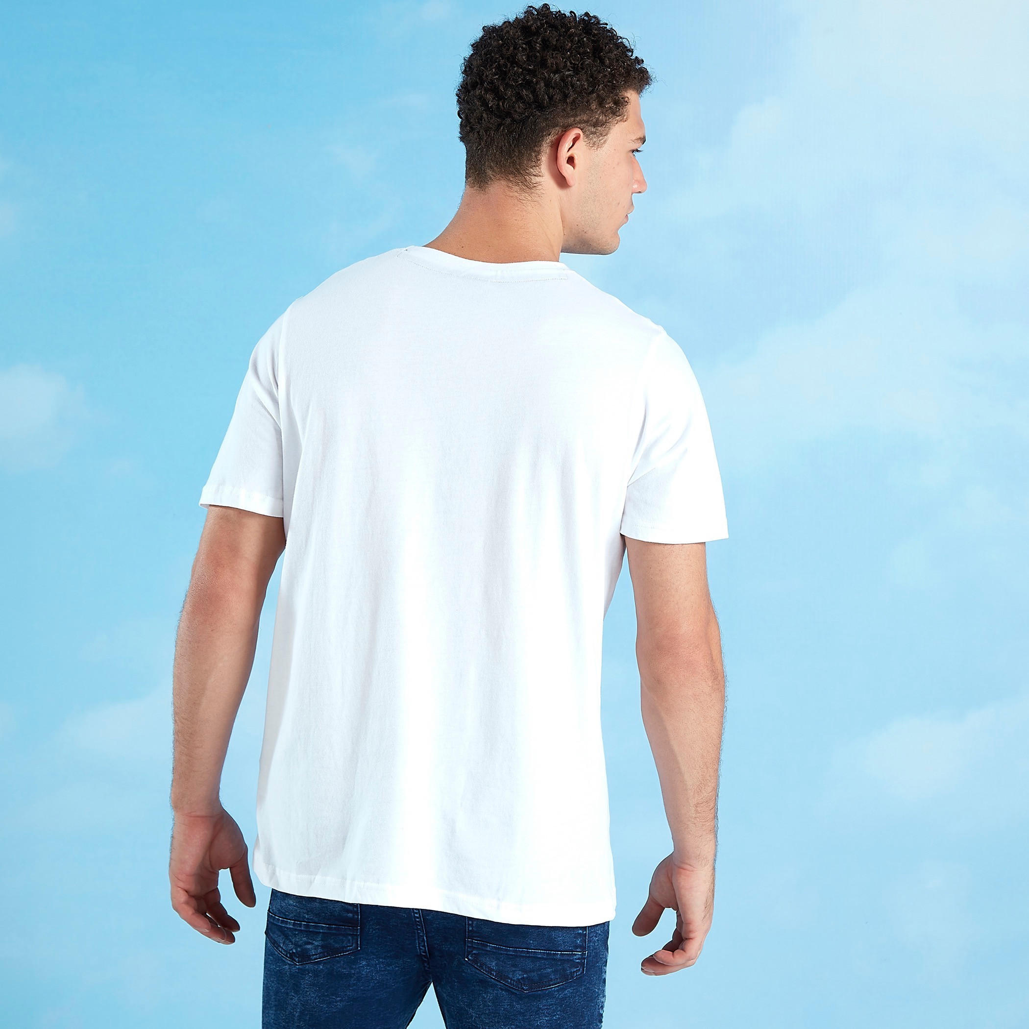 تيشيرت بياقة ضيّقة وأكمام قصيرة وطبعات سمايلي وورلد-men-clothing-tshirtsandpolos-tshirts-image-5