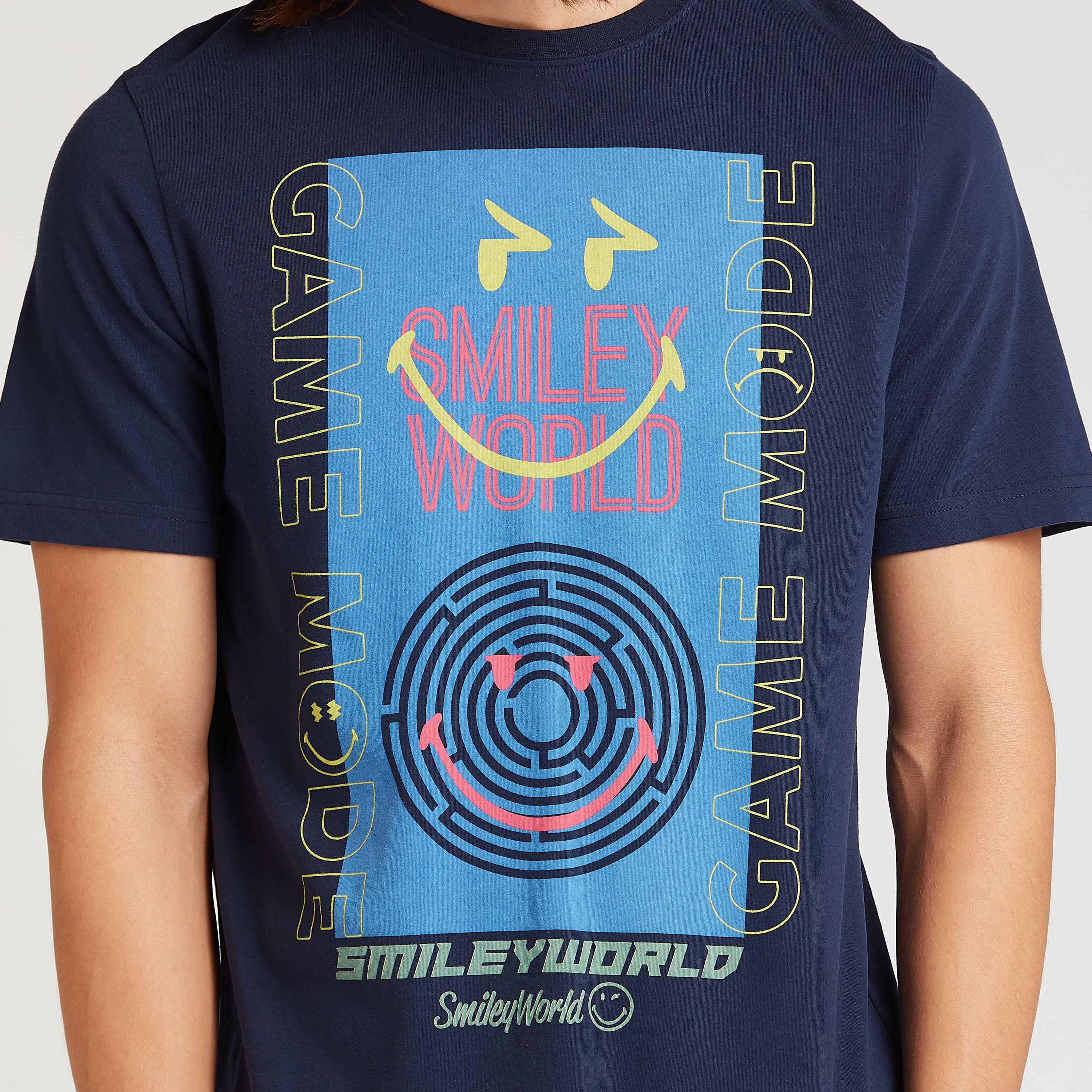 تيشيرت مستدام بياقة ضيّقة وأكمام قصيرة وطبعات سمايلي وورلد-men-clothing-tshirtsandpolos-tshirts-image-3