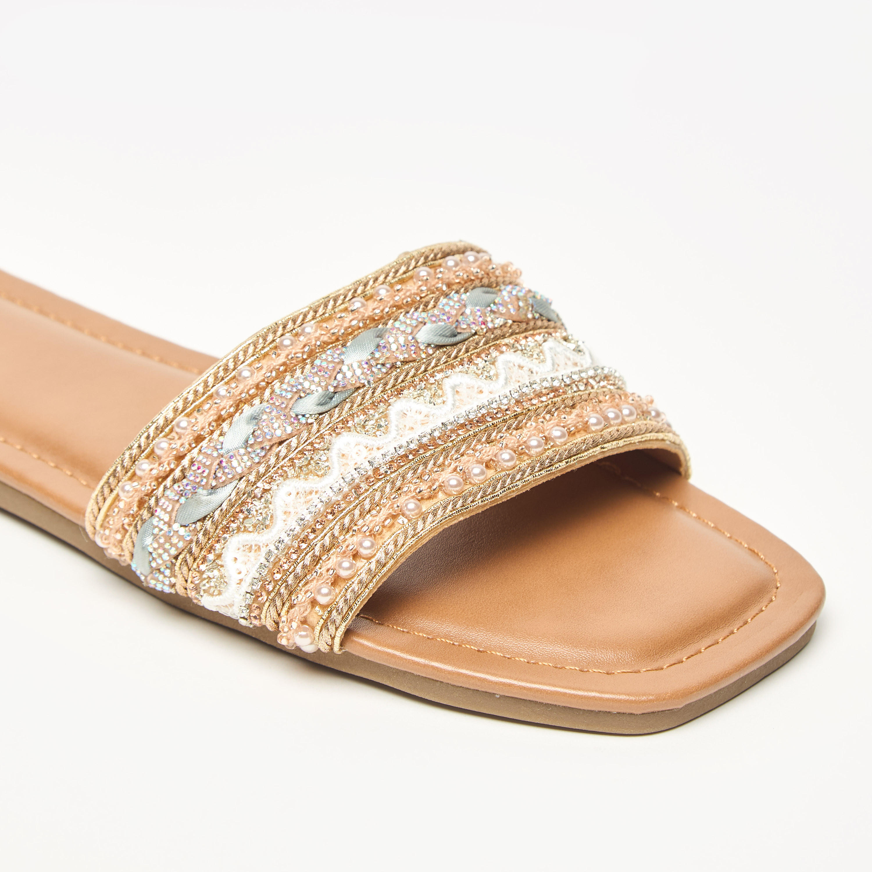 صندل مزين سهل الارتداء بمقدمة مفتوحة من سيليست-women-shoes-flats-sandals-image-5
