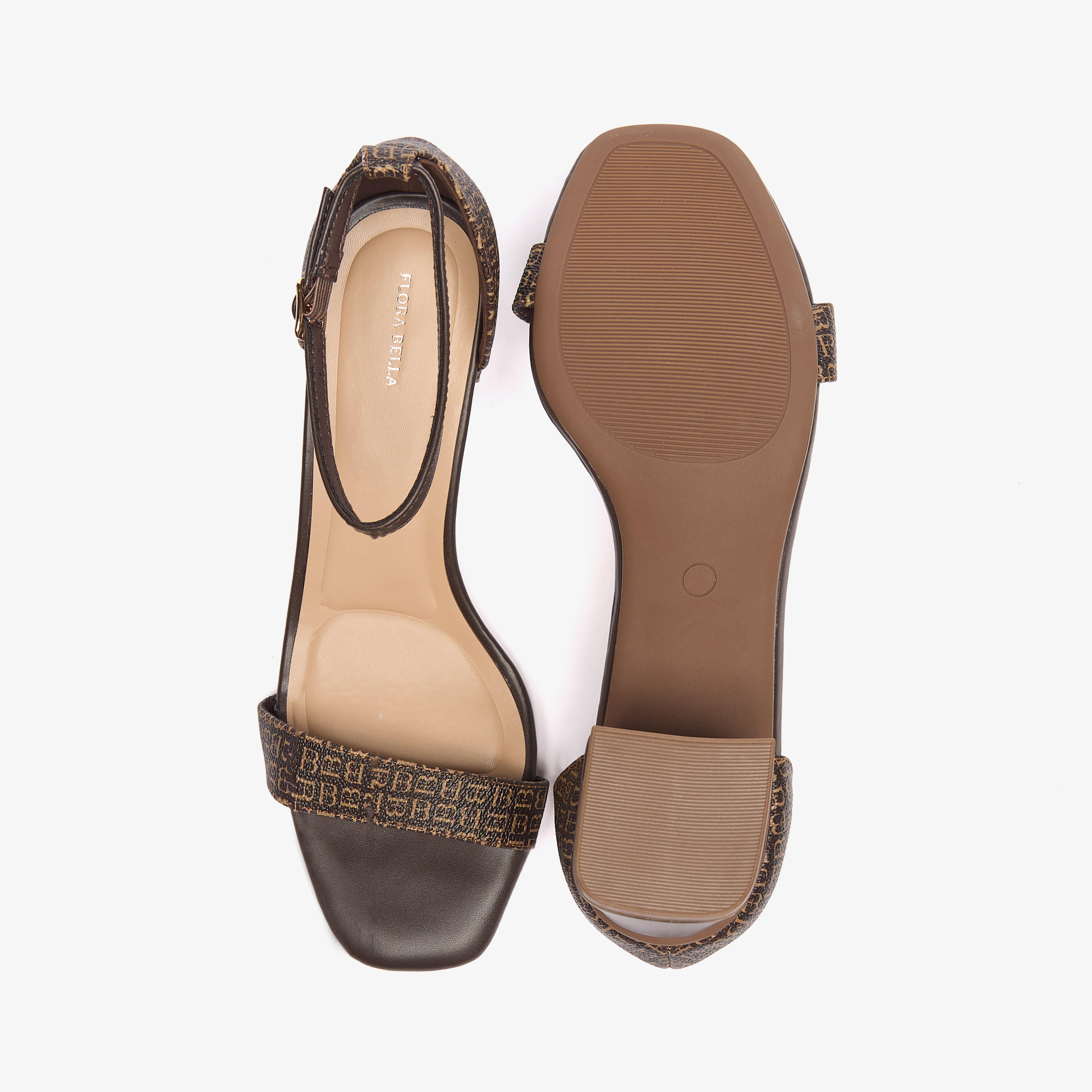 صندل مونوجرام بكعب عريض وإغلاق بإبزيم من فلورا بيلا-women-shoes-sandals-heeled-image-4