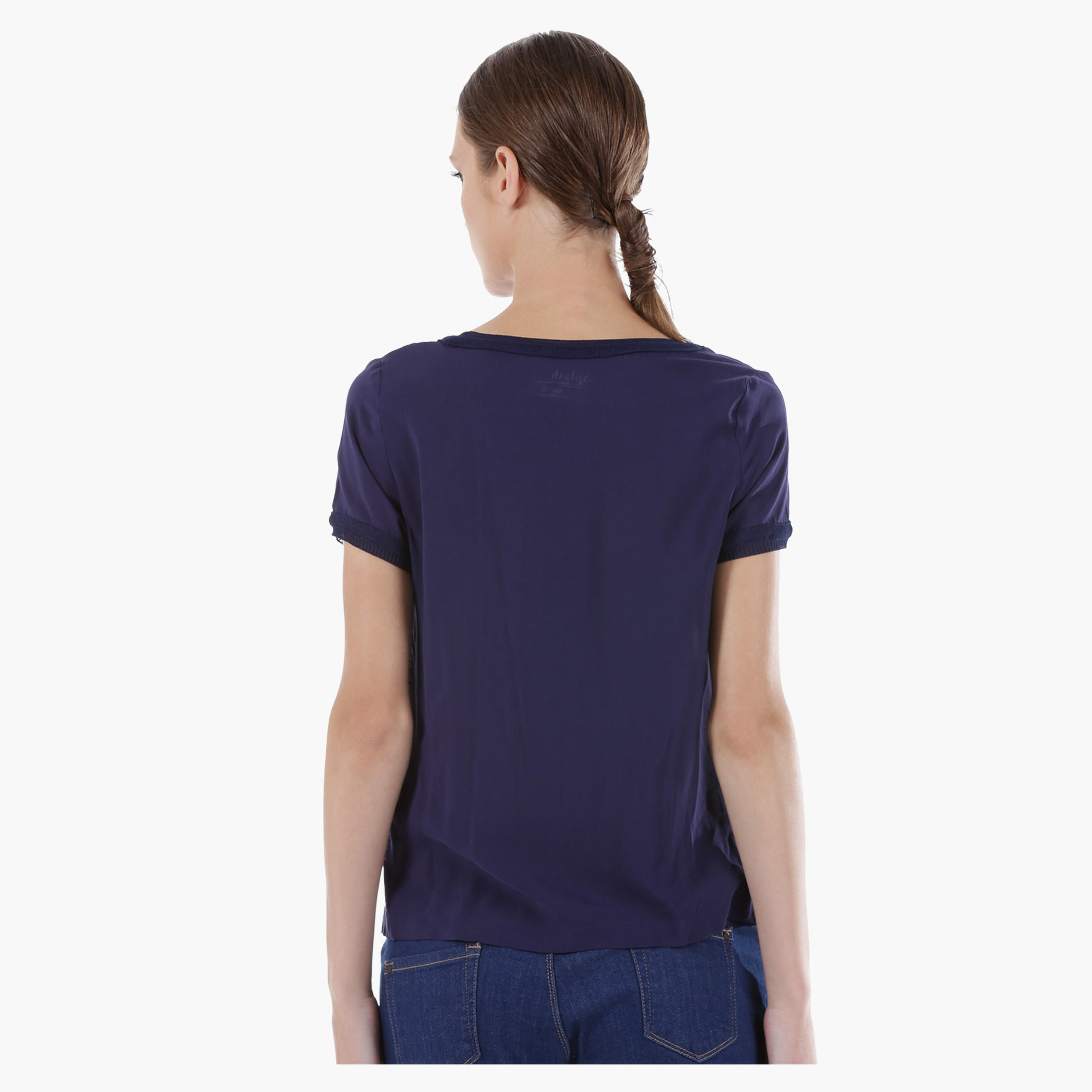 Basic T-shirt with Round Neck and Short Sleeves in Regular Fit-women-clothing-tshirts-image-2