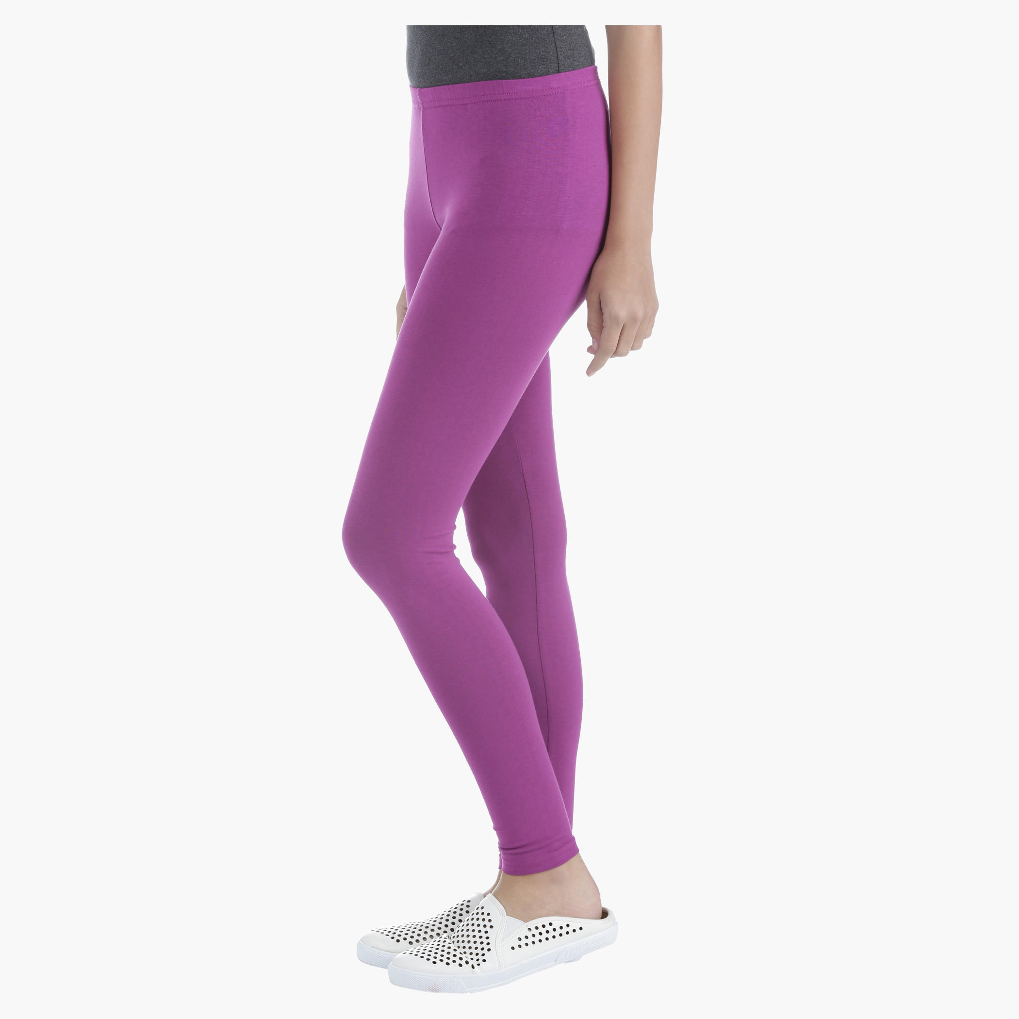 Basic Long Leggings in Regular Fit-women-clothing-bottoms-leggings-image-8