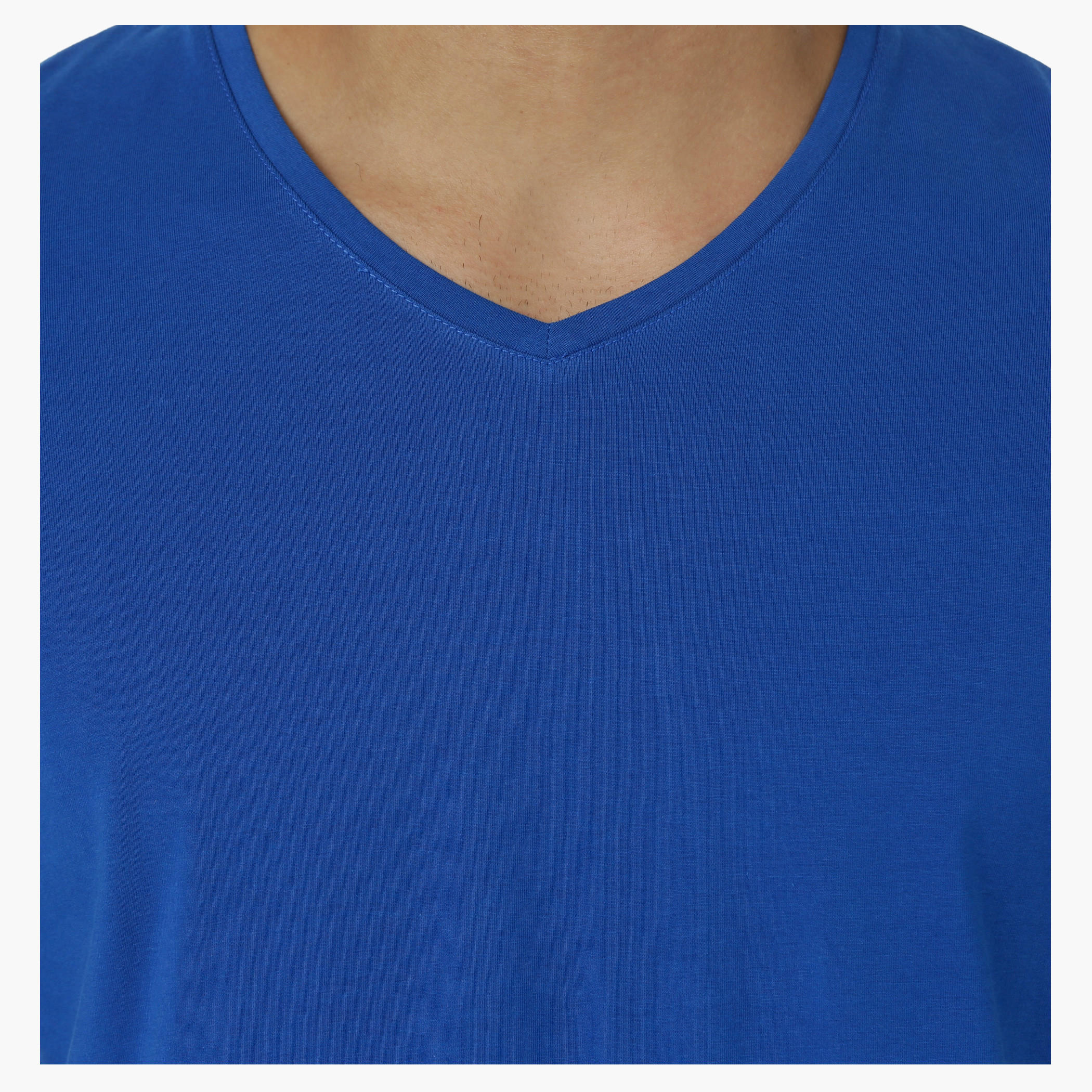 Basic T-Shirt with V-Neck and Short Sleeves in Muscle Fit-men-clothing-tshirtsandpolos-tshirts-image-4