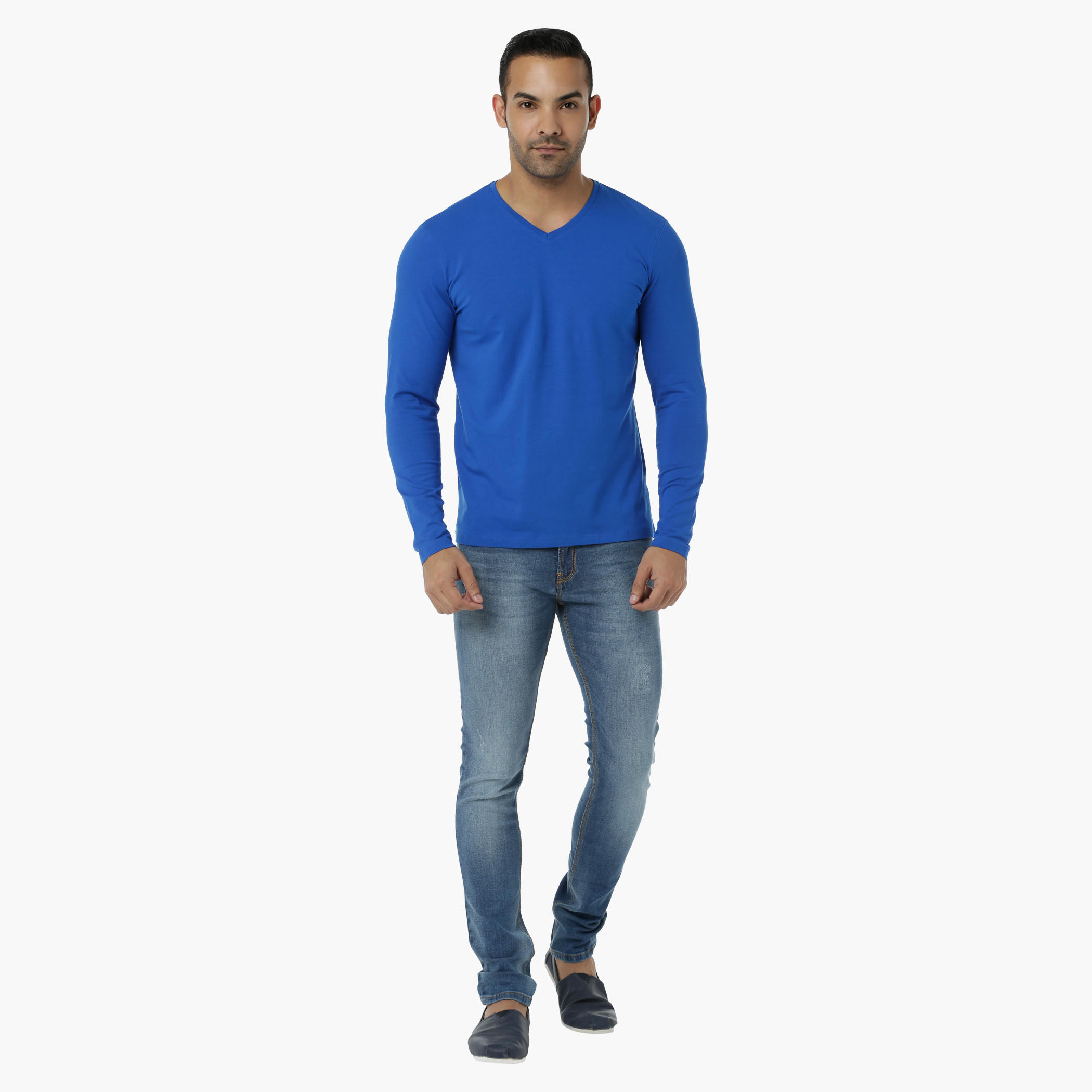 Basic T-Shirt with V-Neck and Long Sleeves in Regular Fit-men-clothing-tshirtsandpolos-tshirts-image-1