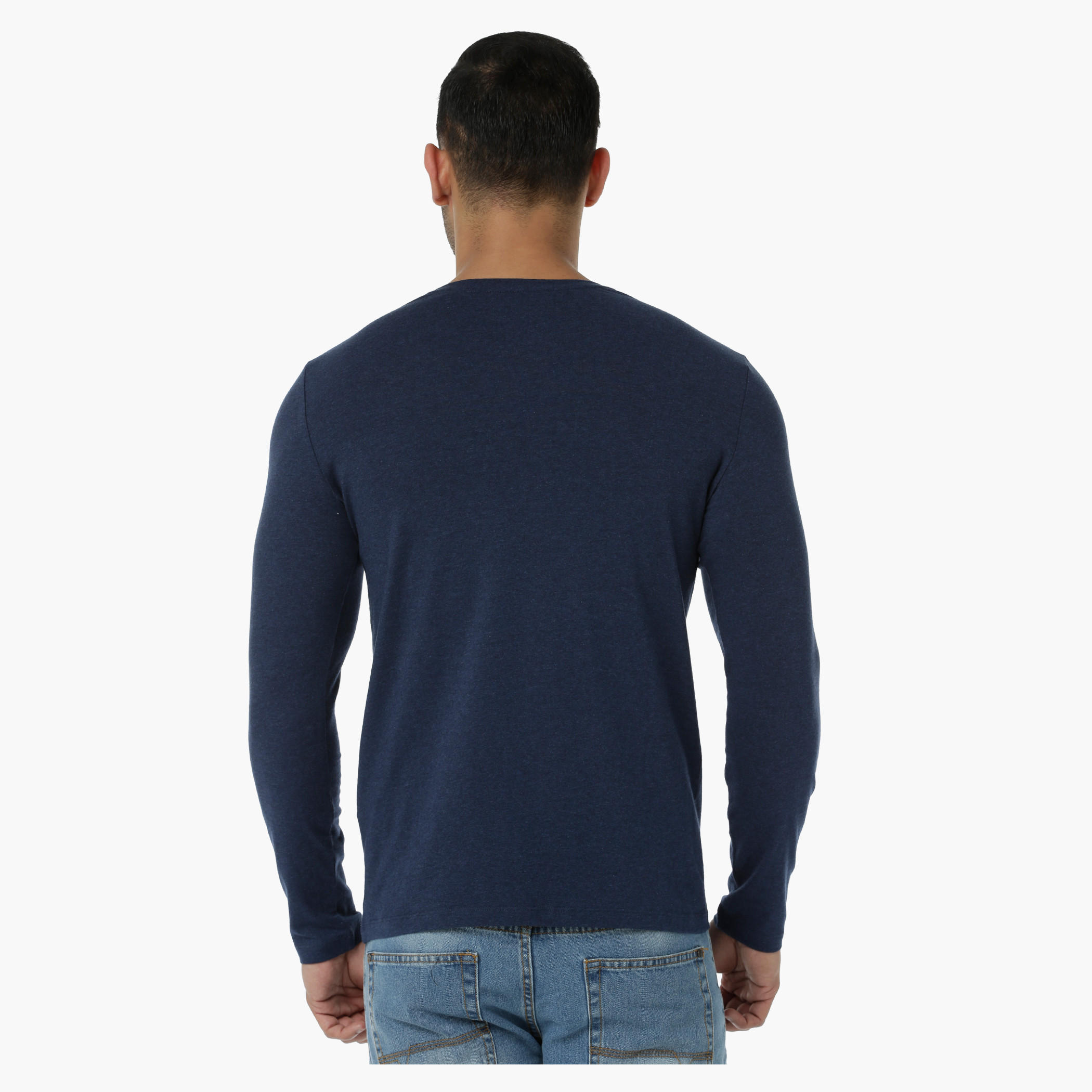 Basic T-Shirt with V-Neck and Long Sleeves in Regular Fit-men-clothing-tshirtsandpolos-tshirts-image-7