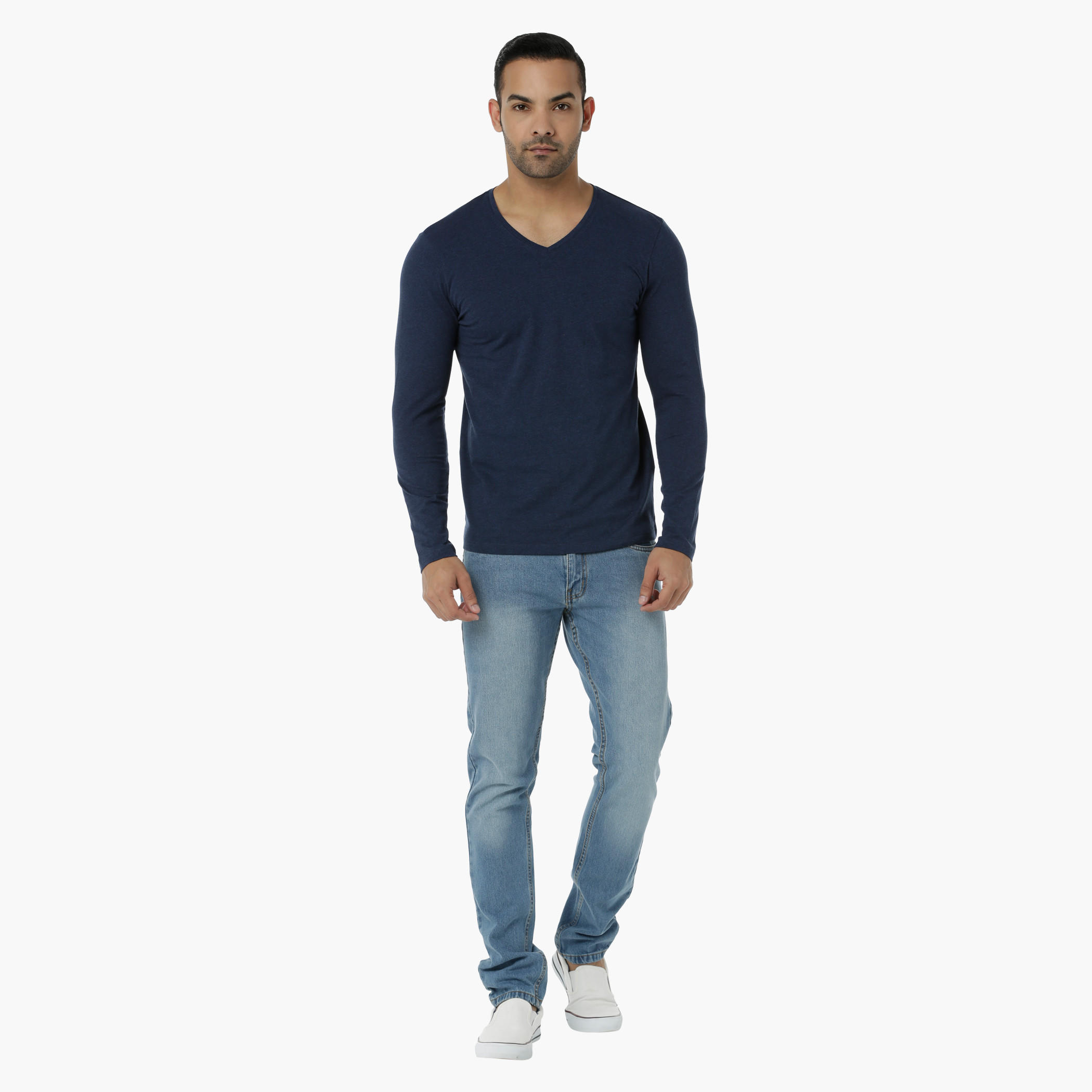 Basic T-Shirt with V-Neck and Long Sleeves in Regular Fit-men-clothing-tshirtsandpolos-tshirts-image-10