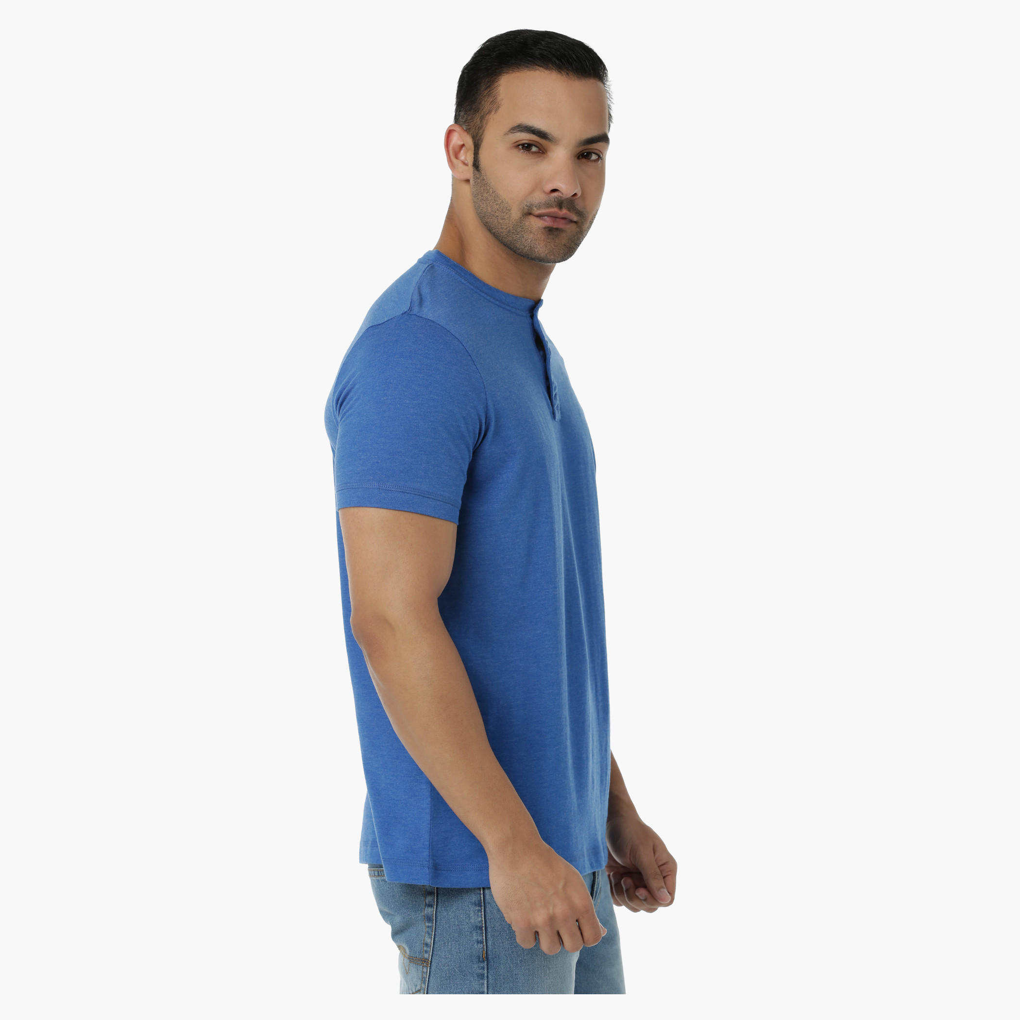 Basic T-Shirt with Henley Neck and Short Sleeves in Regular Fit-men-clothing-tshirtsandpolos-tshirts-image-3