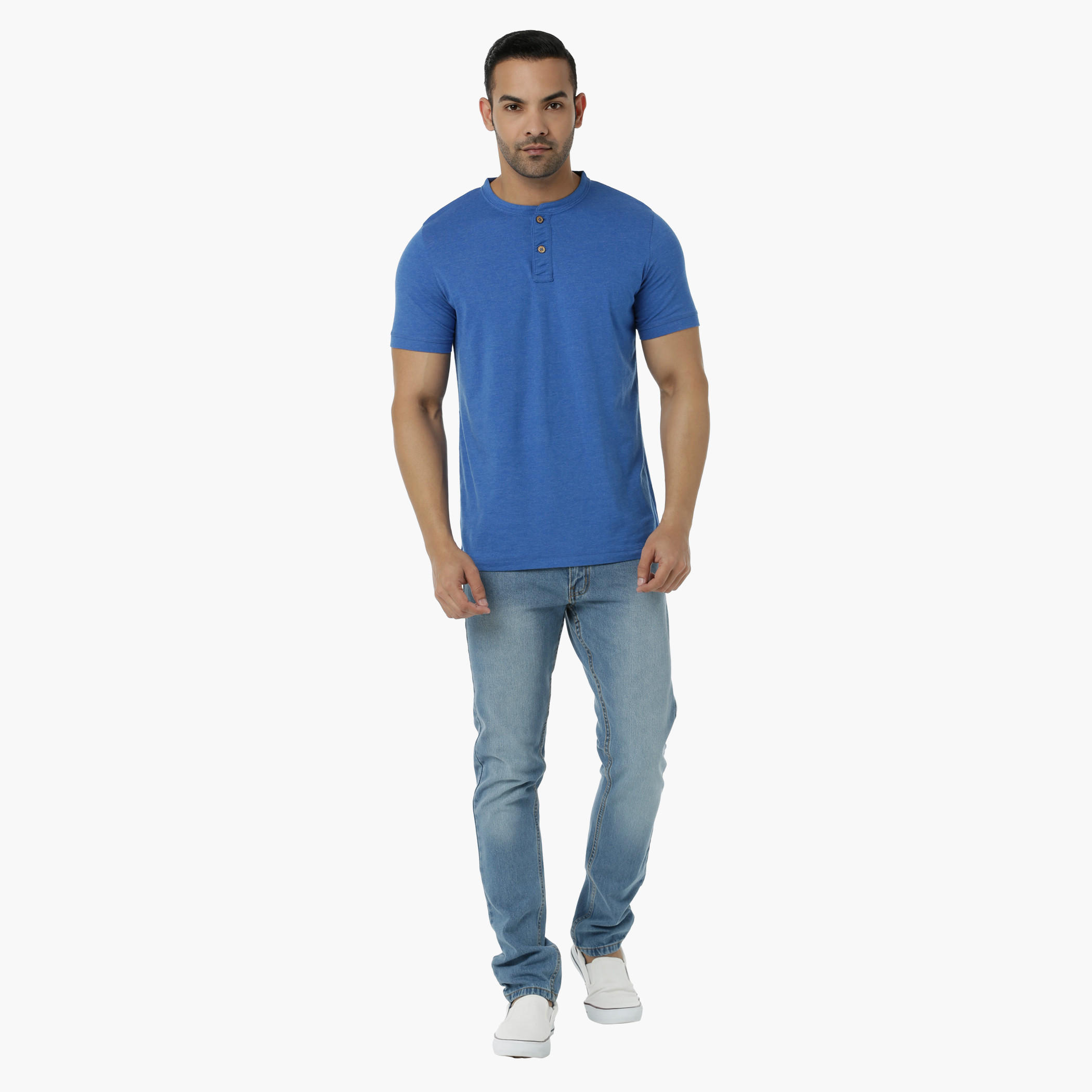Basic T-Shirt with Henley Neck and Short Sleeves in Regular Fit-men-clothing-tshirtsandpolos-tshirts-image-5