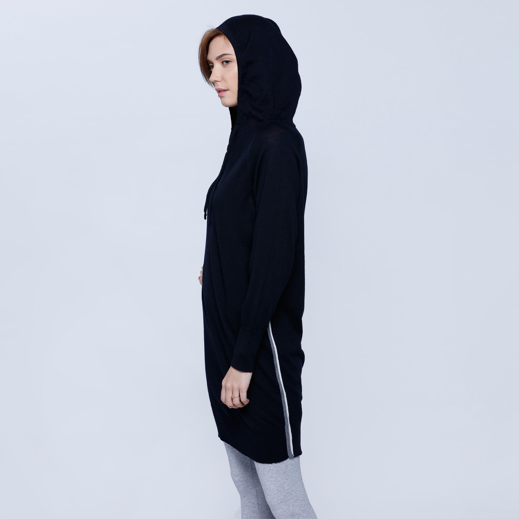Hooded Top with Long Sleeves-women-winterwear-hoodiesandsweatshirts-hoodies-image-8