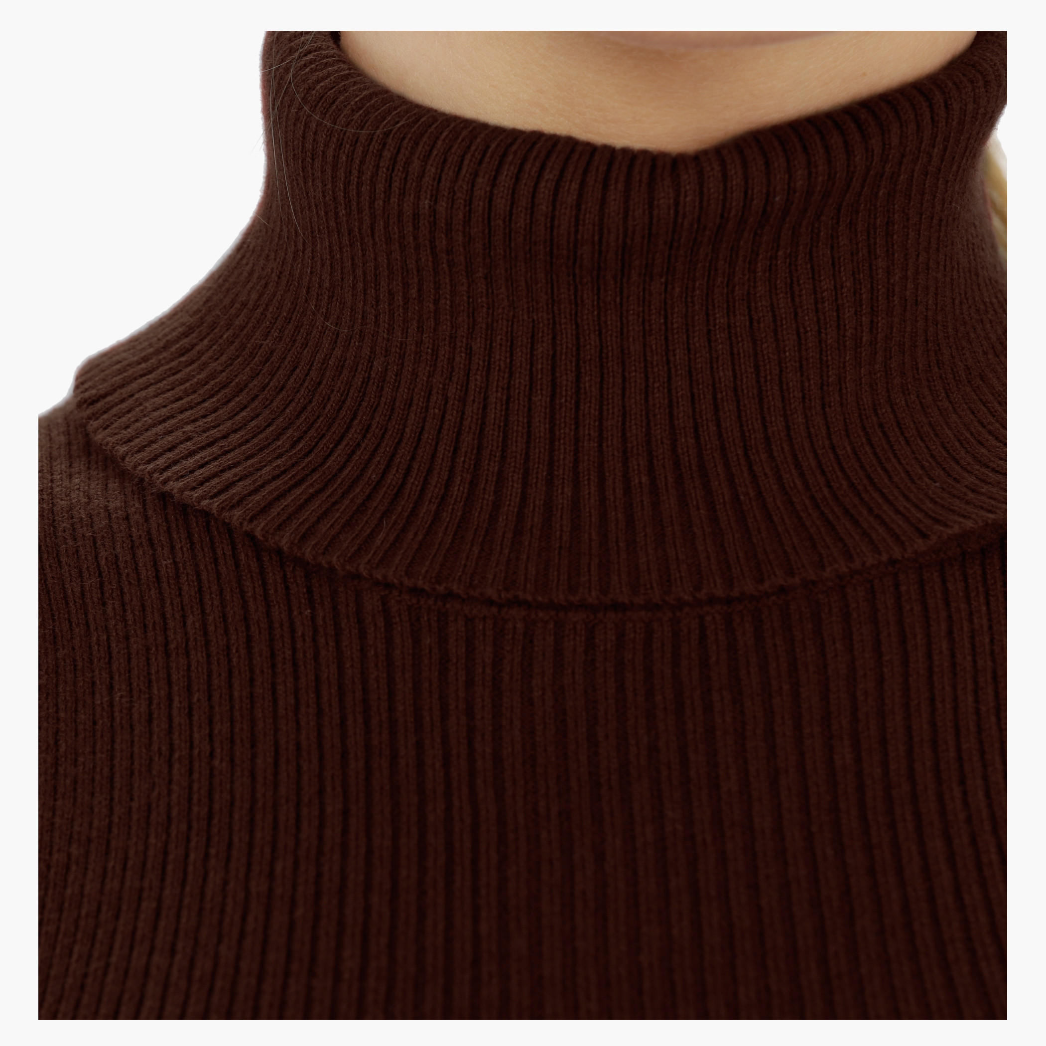 Sleeveless Sweater with Turtle Neck-women-clothing-cardigansandjumpers-jumpers-image-9