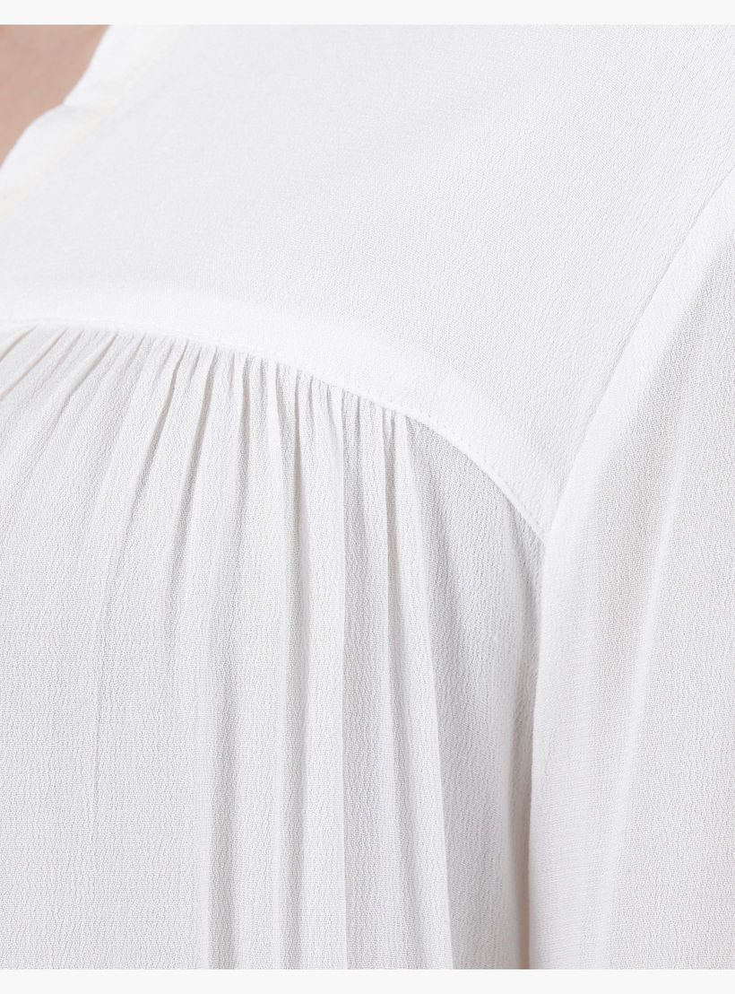 Basic Top with Long Sleeves in Regular Fit-women-clothing-shirtsandblouses-blouses-image-2