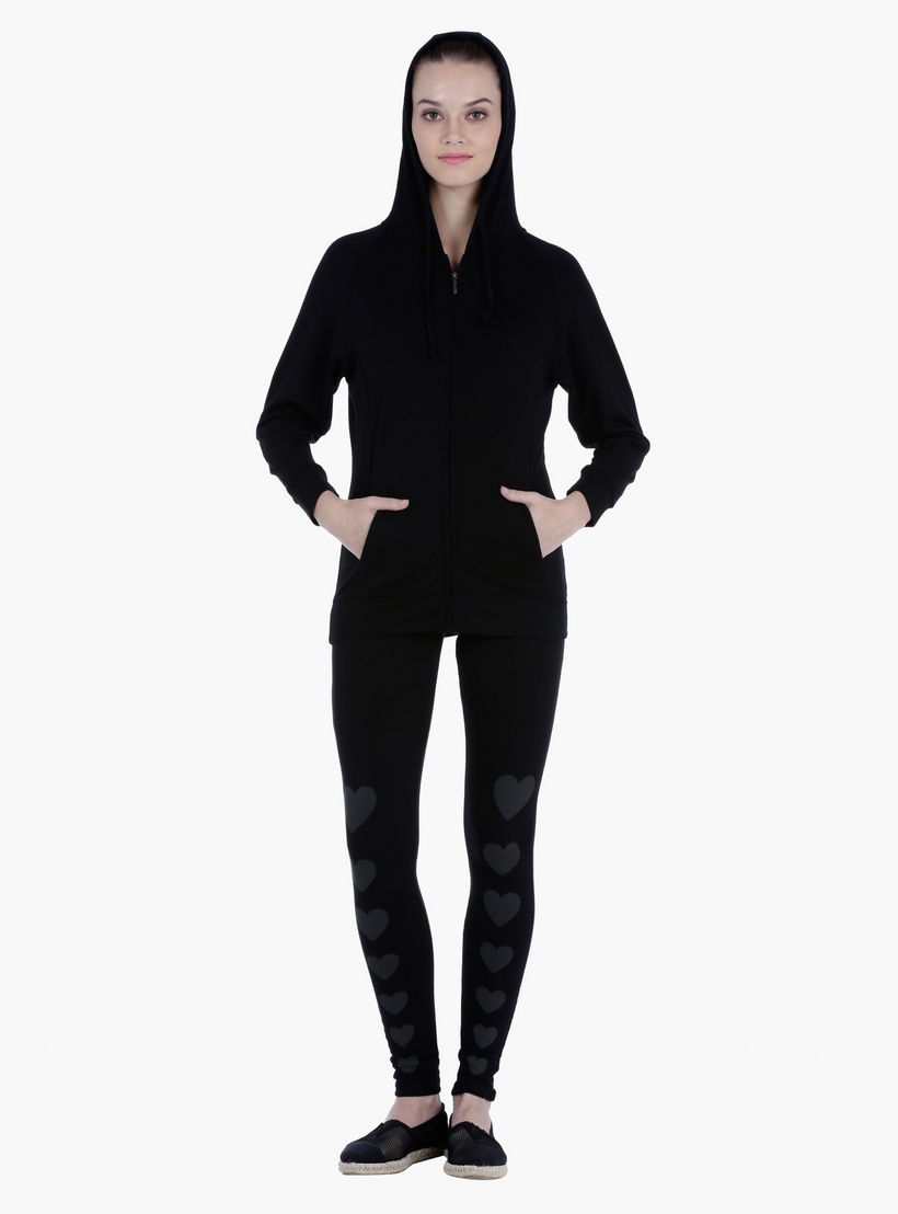 Basic Hoodie in Regular Fit-women-winterwear-hoodiesandsweatshirts-hoodies-image-5