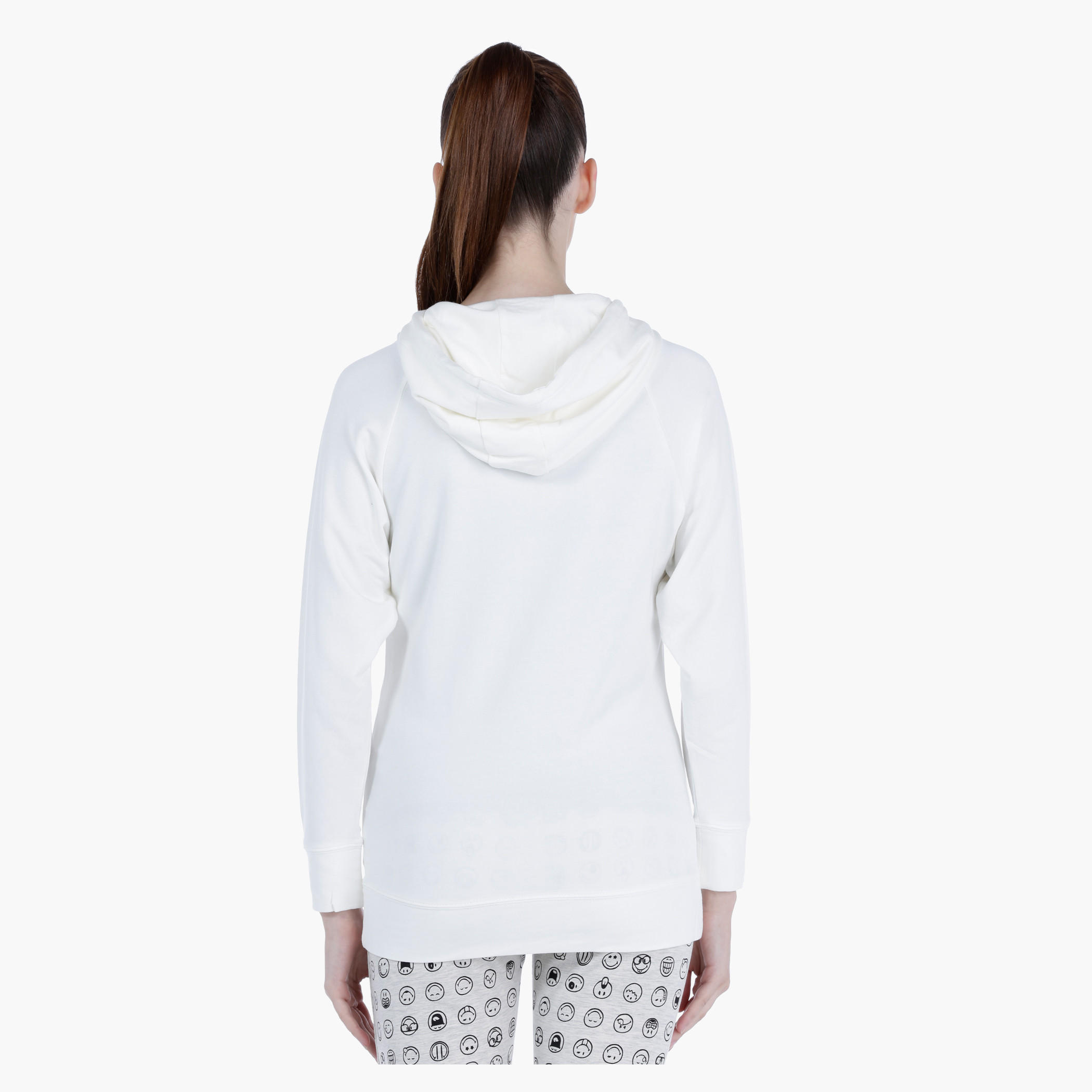 Basic Hoodie in Regular Fit-women-winterwear-hoodiesandsweatshirts-hoodies-image-4
