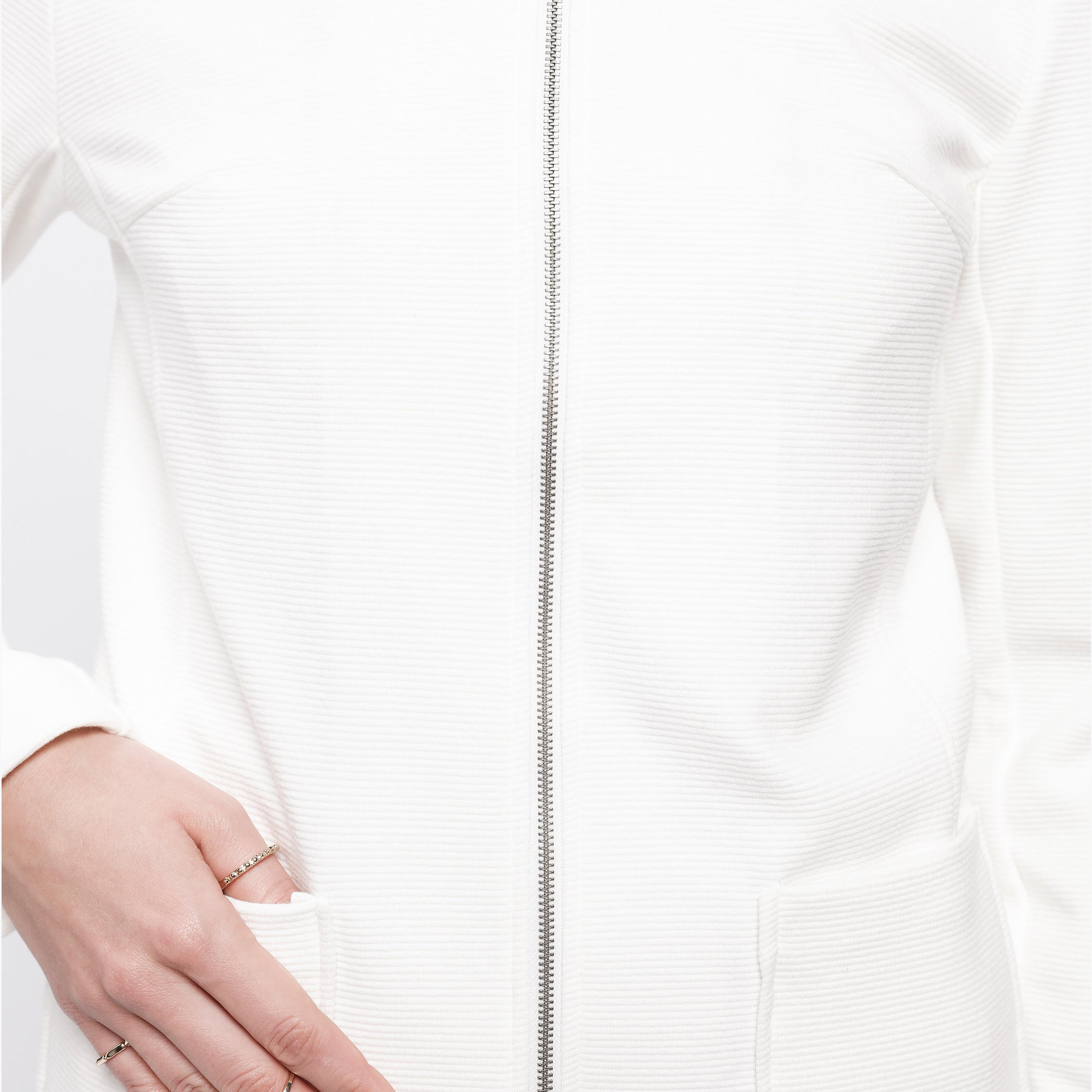 Long Sleeves Jacket with Zip Closure and Pocket Detail-women-winterwear-coatsandjackets-jackets-image-14