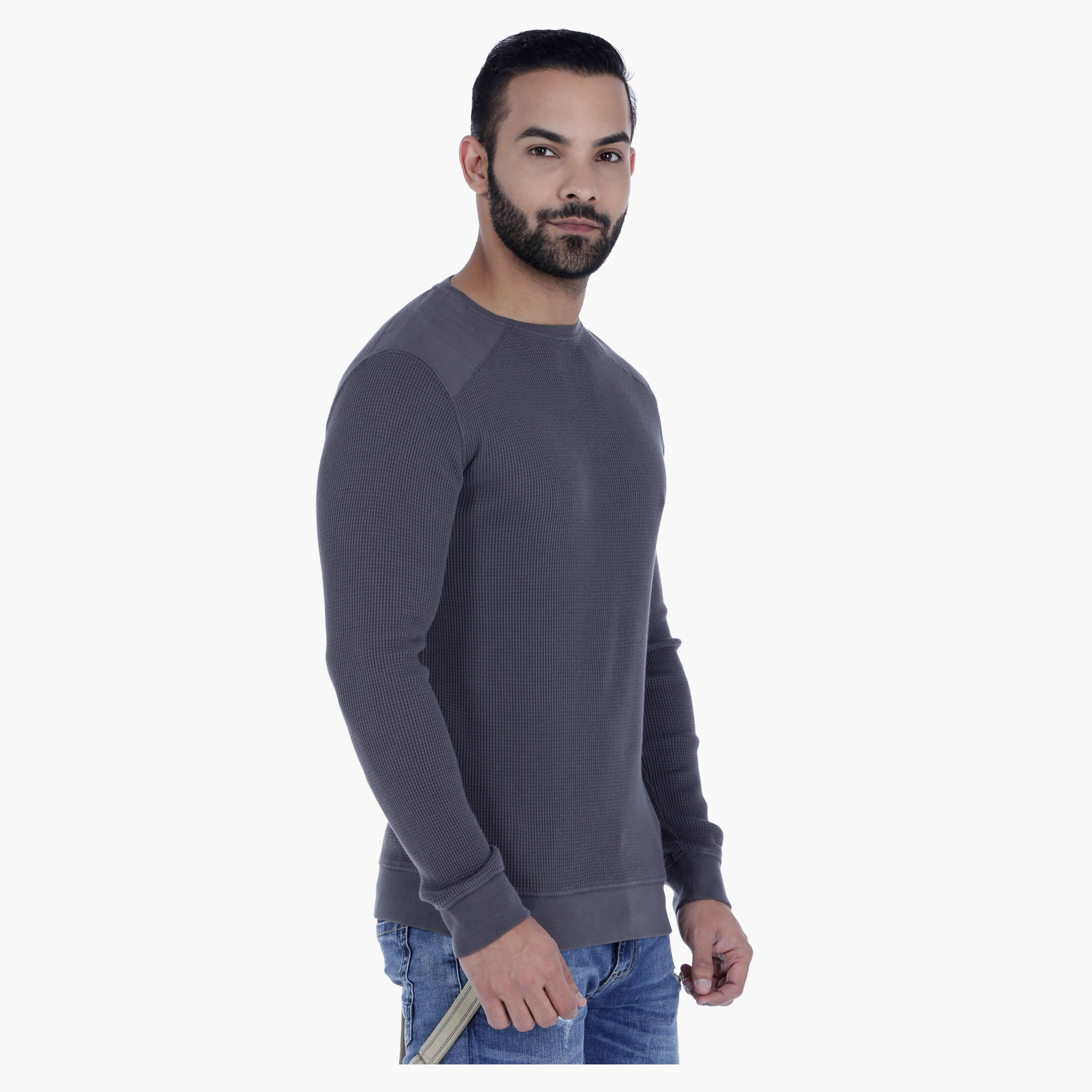 Basic Round Neck Cotton T-Shirt with Shoulder Patch and Long Sleeves-men-winterwear-hoodiesandsweatshirts-image-3