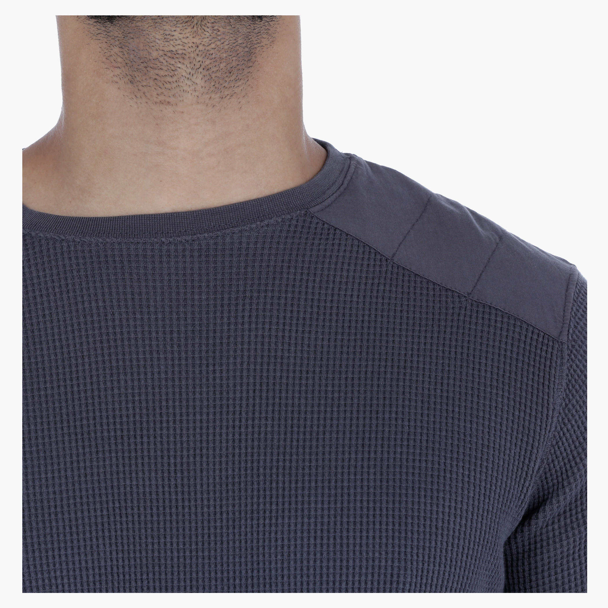 Basic Round Neck Cotton T-Shirt with Shoulder Patch and Long Sleeves-men-winterwear-hoodiesandsweatshirts-image-2