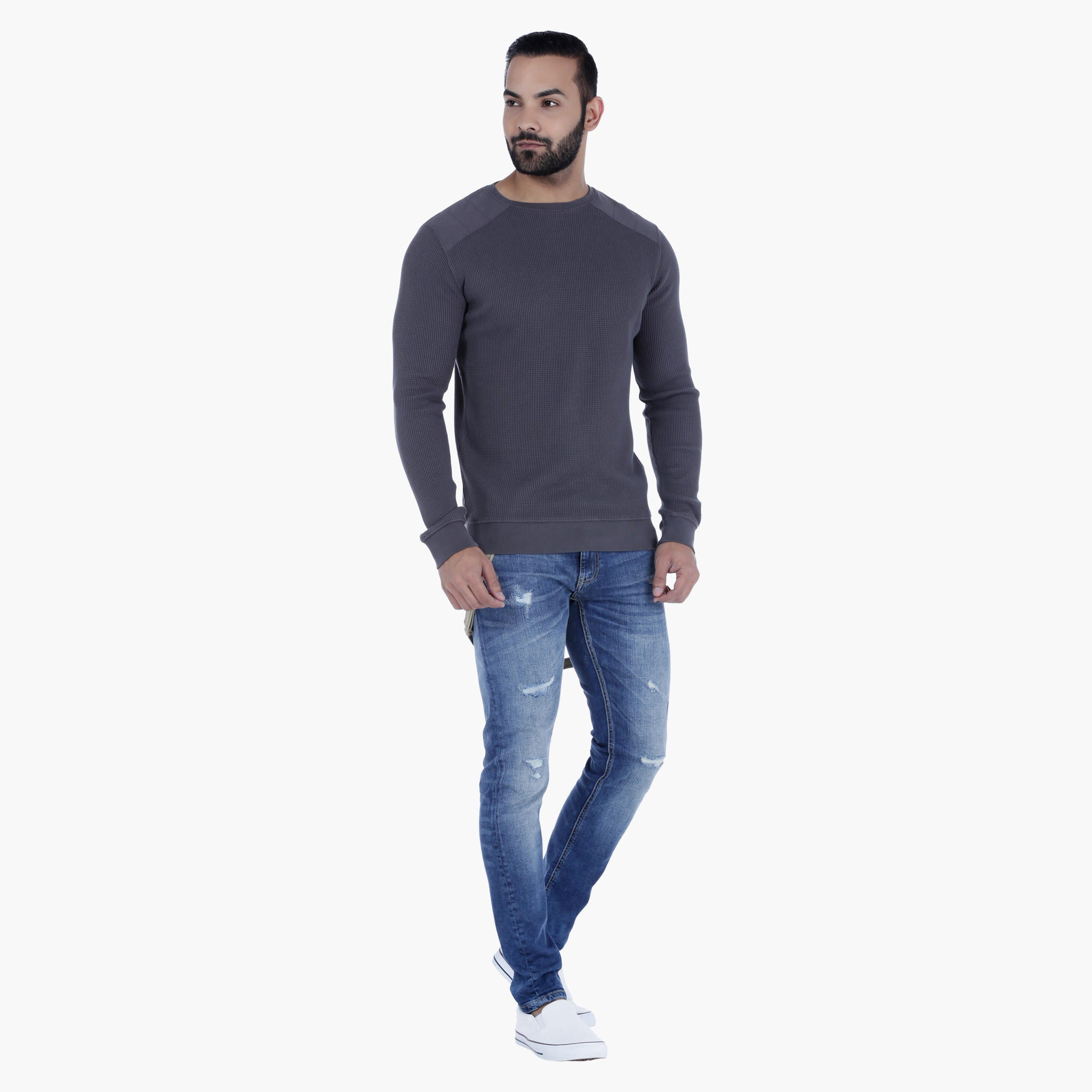 Basic Round Neck Cotton T-Shirt with Shoulder Patch and Long Sleeves-men-winterwear-hoodiesandsweatshirts-image-5