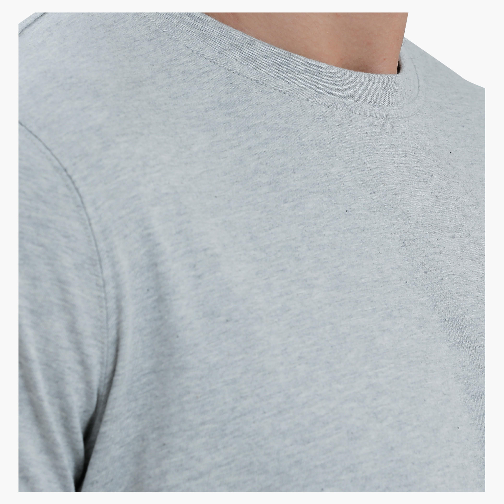 Crew Neck T-Shirt with Short Sleeves in Slim Fit-men-clothing-tshirtsandpolos-tshirts-image-4