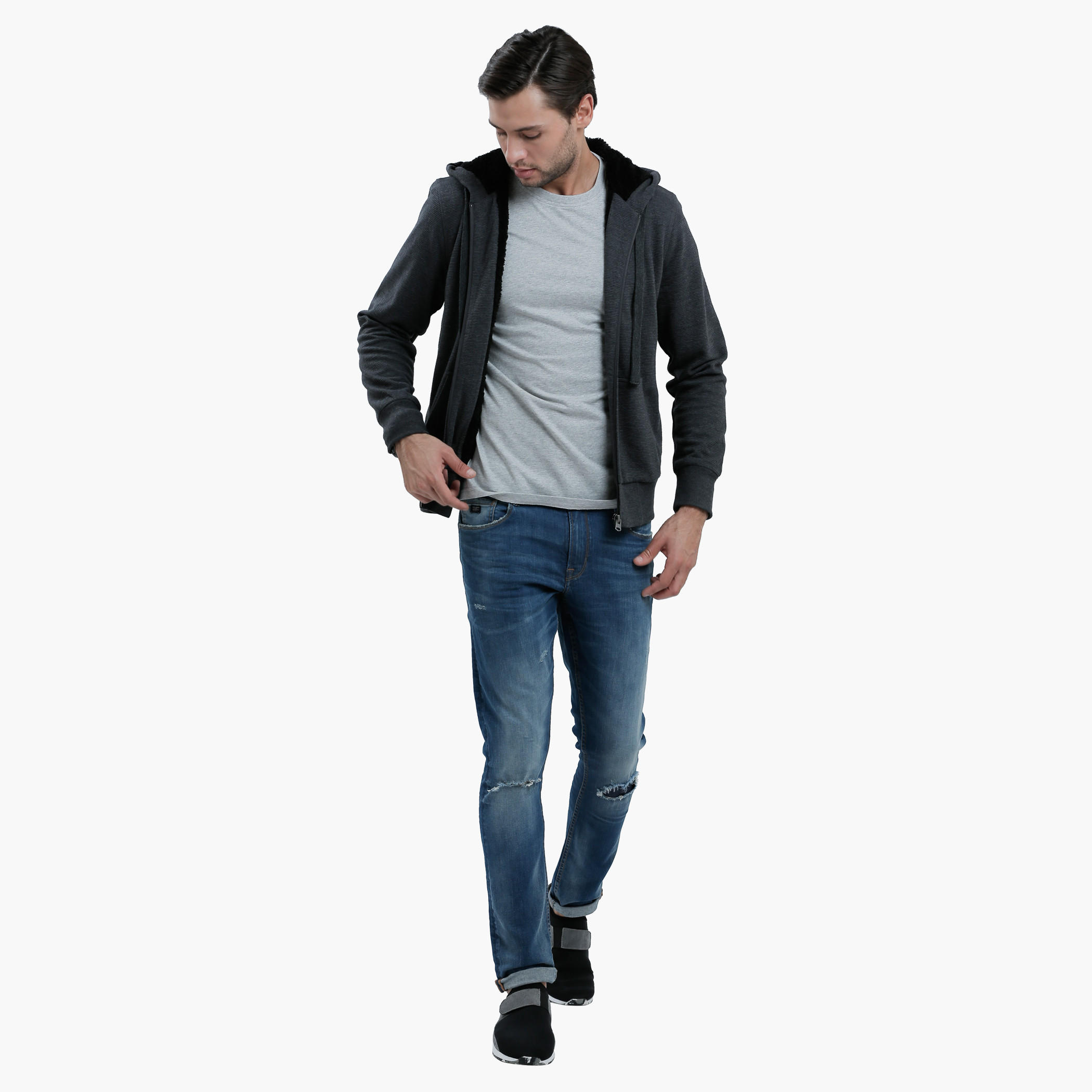 Crew Neck T-Shirt with Short Sleeves in Slim Fit-men-clothing-tshirtsandpolos-tshirts-image-5
