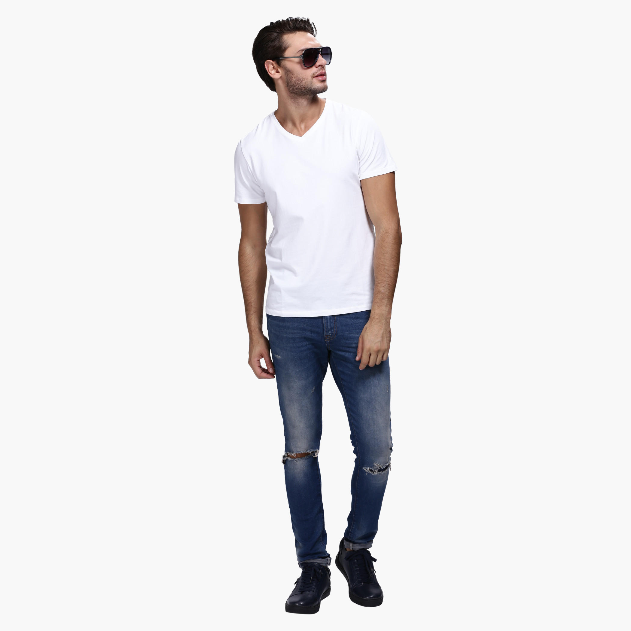 V-Neck T-Shirt with Short Sleeves in Slim Fit-men-clothing-tshirtsandpolos-tshirts-image-5