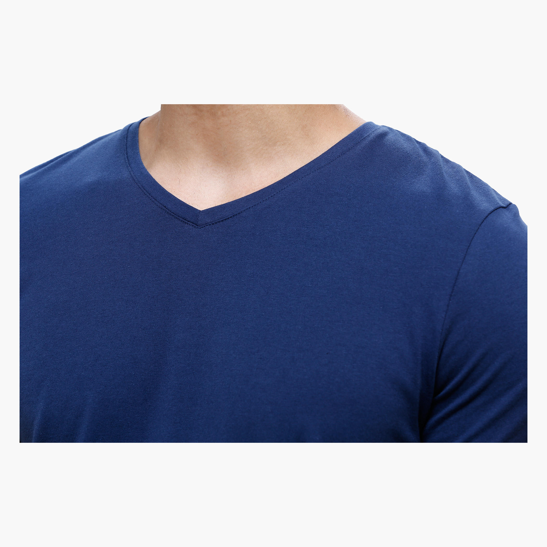 V-Neck T-Shirt with Short Sleeves in Slim Fit-men-clothing-tshirtsandpolos-tshirts-image-4