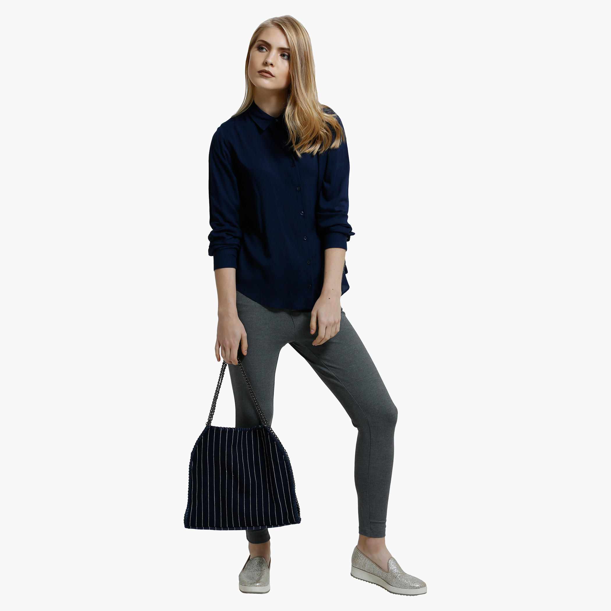 Woven Top with Long Sleeves in Regular Fit-women-clothing-shirtsandblouses-blouses-image-1