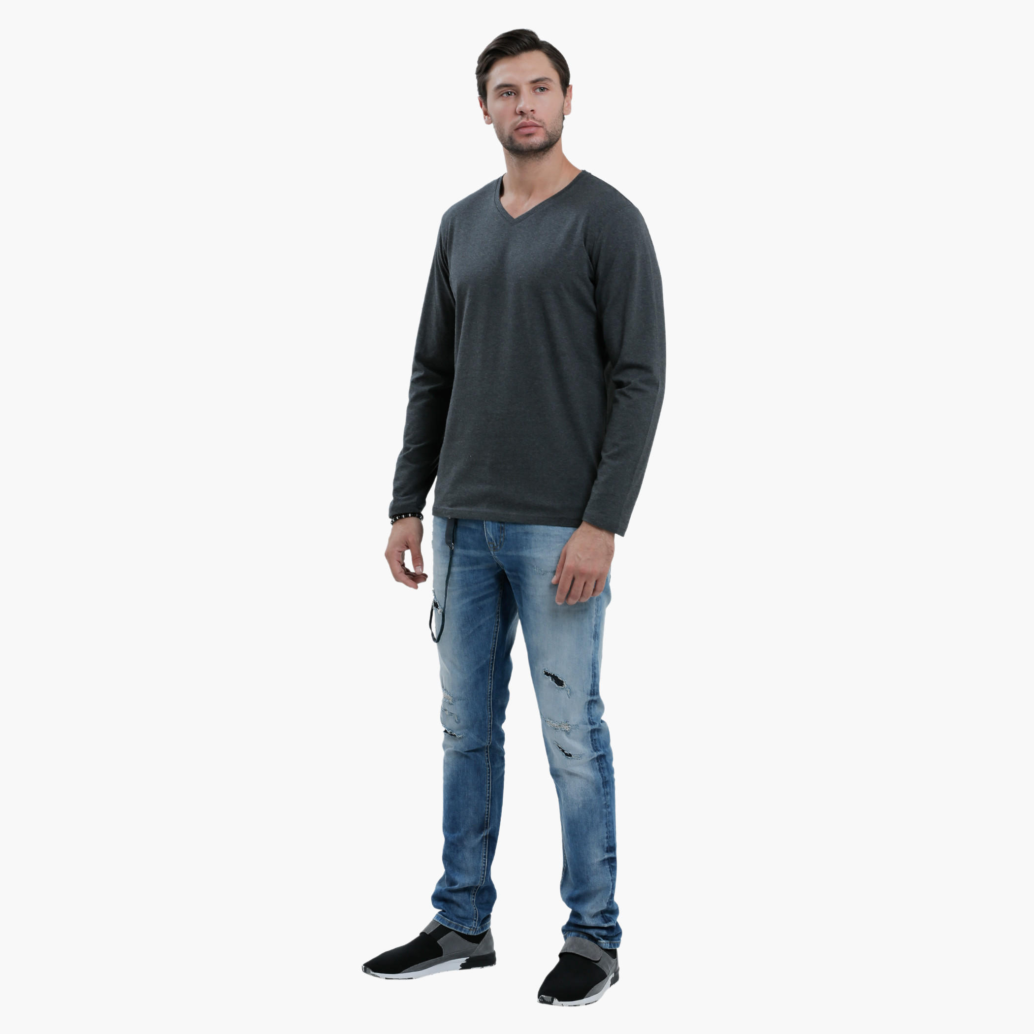 V-Neck T-Shirt with Long Sleeves in Slim Fit-men-clothing-tshirtsandpolos-tshirts-image-20