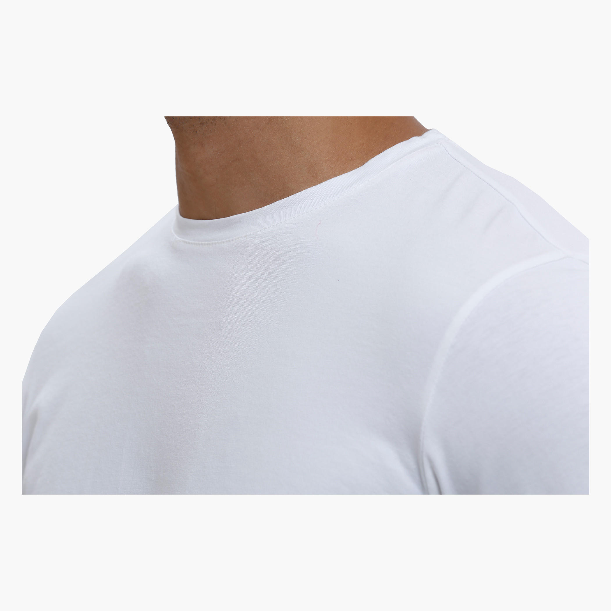 Round Neck T-Shirt with Long Sleeves in Slim Fit-men-clothing-tshirtsandpolos-tshirts-image-9