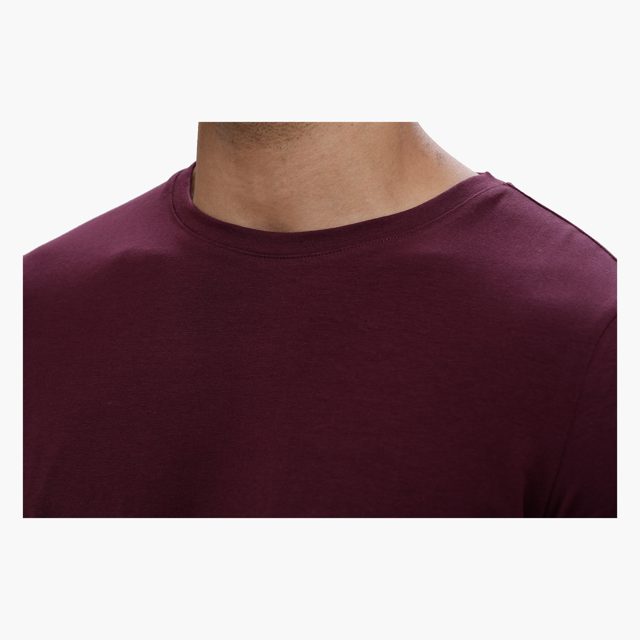 Round Neck T-Shirt with Short Sleeves in Slim Fit-men-clothing-tshirtsandpolos-tshirts-image-9