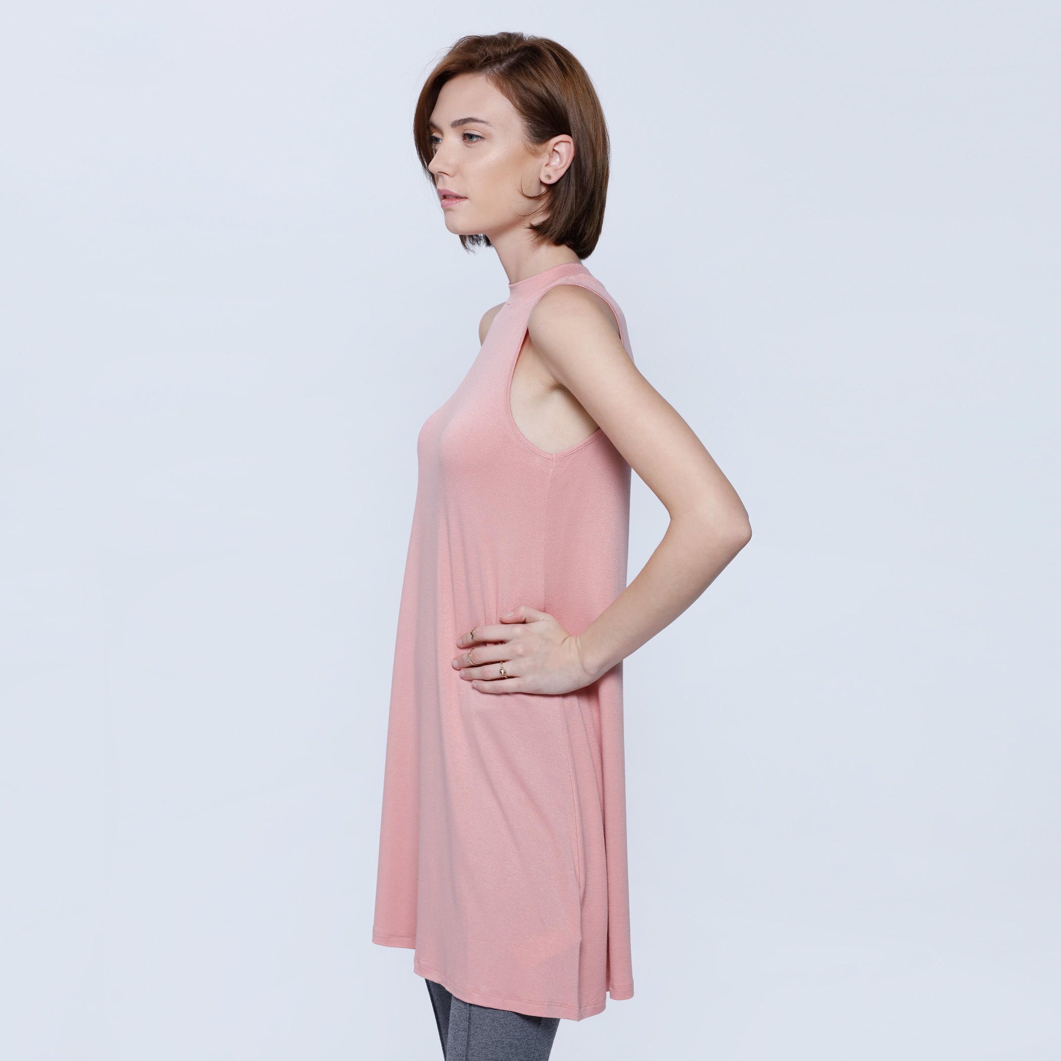 Sleeveless Top with Crew Neck-women-clothing-shirtsandblouses-blouses-image-8
