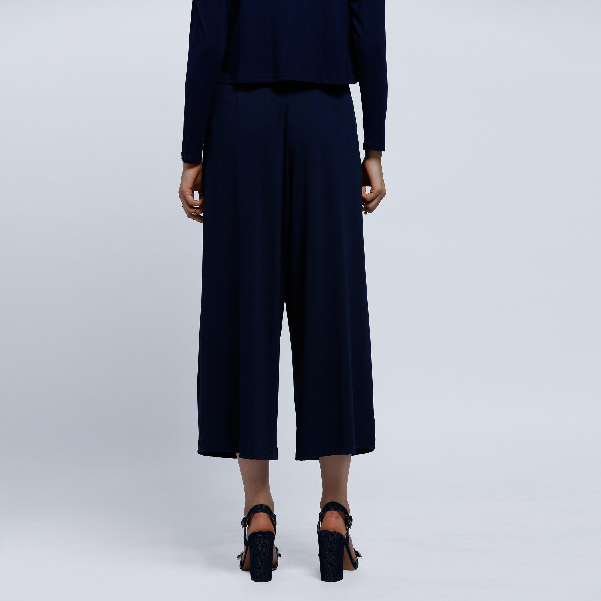 Textured Palazzo Pants with Pockets-women-clothing-bottoms-trousers-image-2