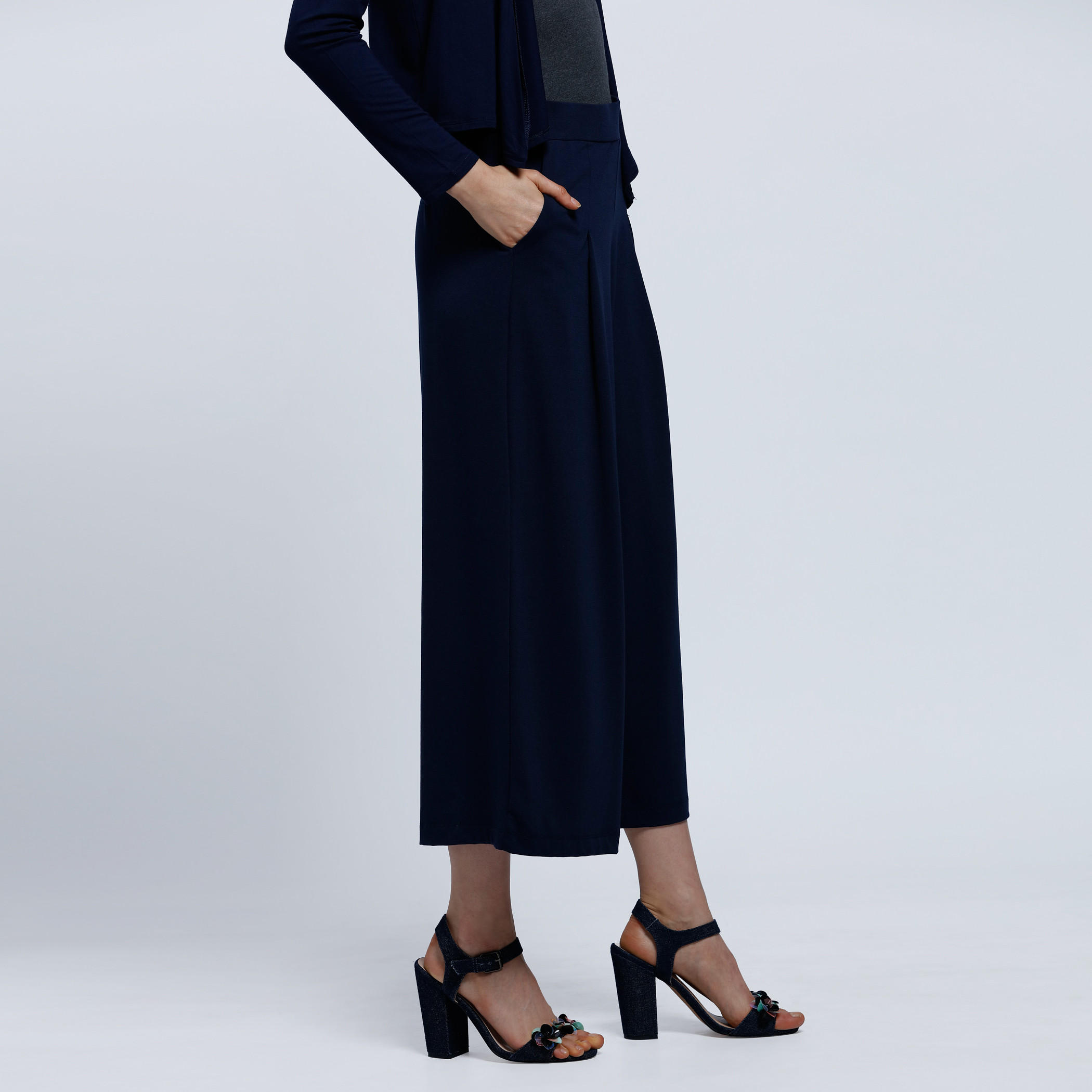 Textured Palazzo Pants with Pockets-women-clothing-bottoms-trousers-image-3