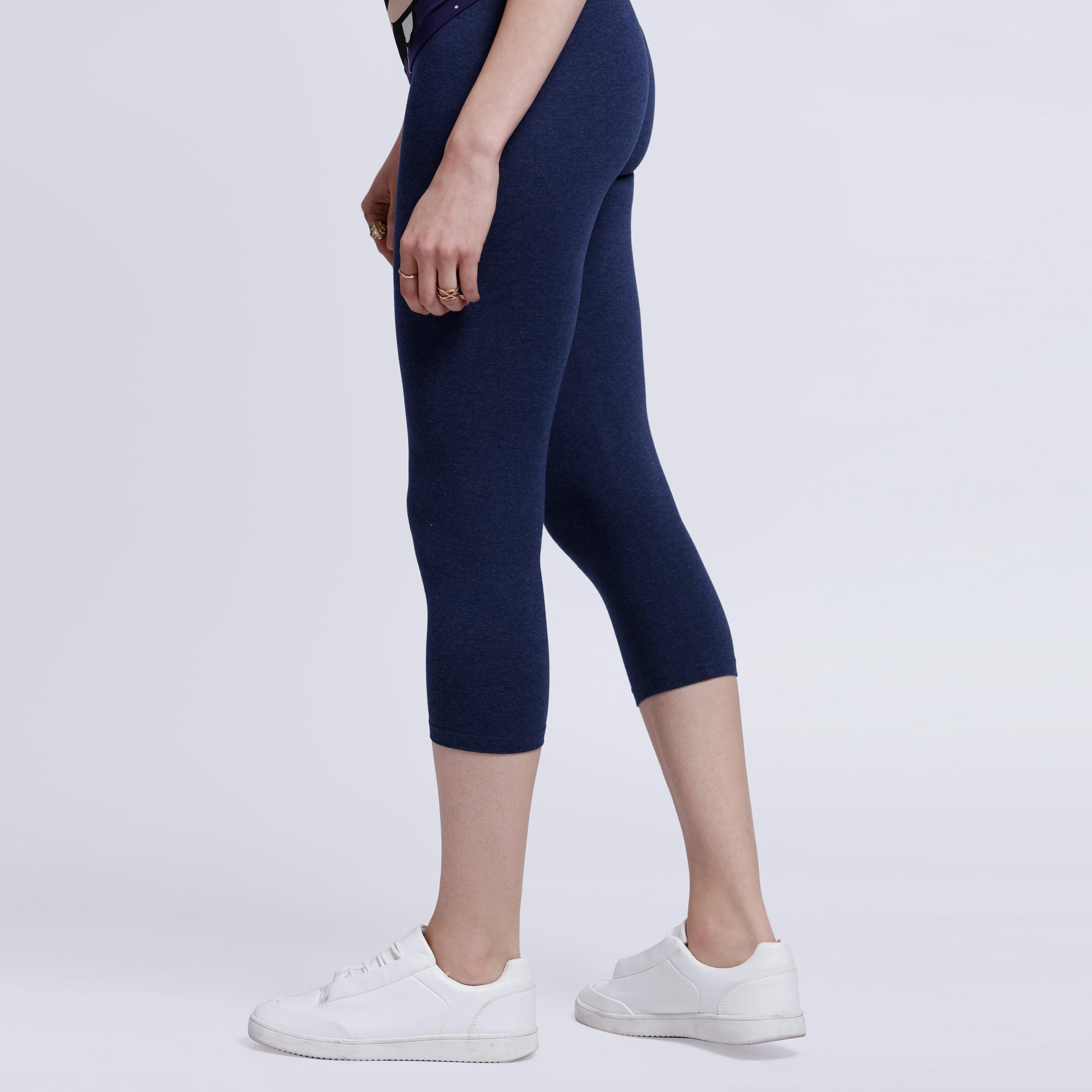 3/4th Leggings-women-clothing-bottoms-leggings-image-3