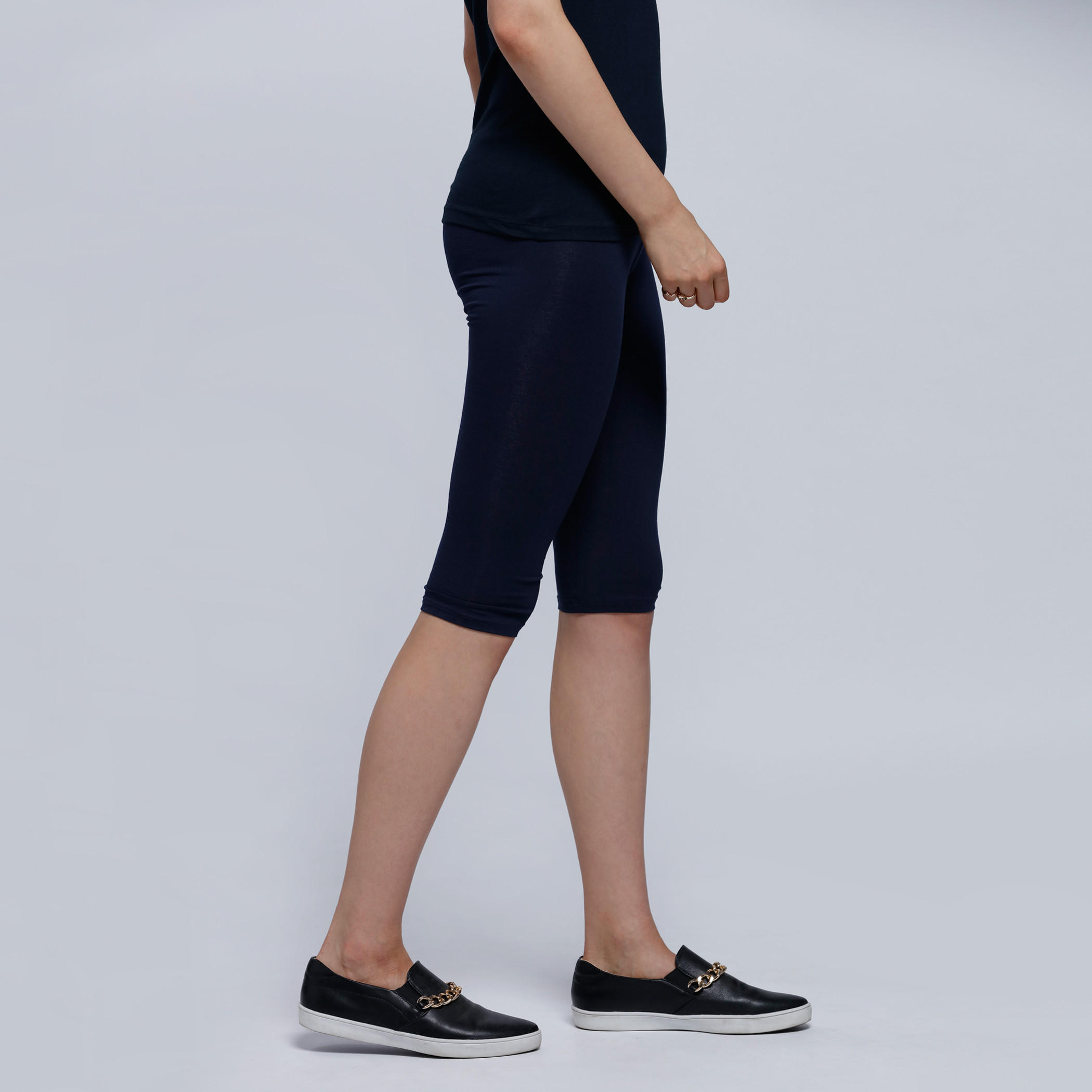 Knee Length Leggings with Elasticised Waistband -women-clothing-bottoms-leggings-image-3